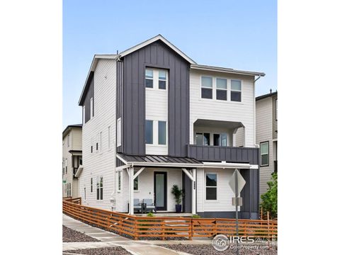 926 Hearteye Trl Lafayette CO 80026