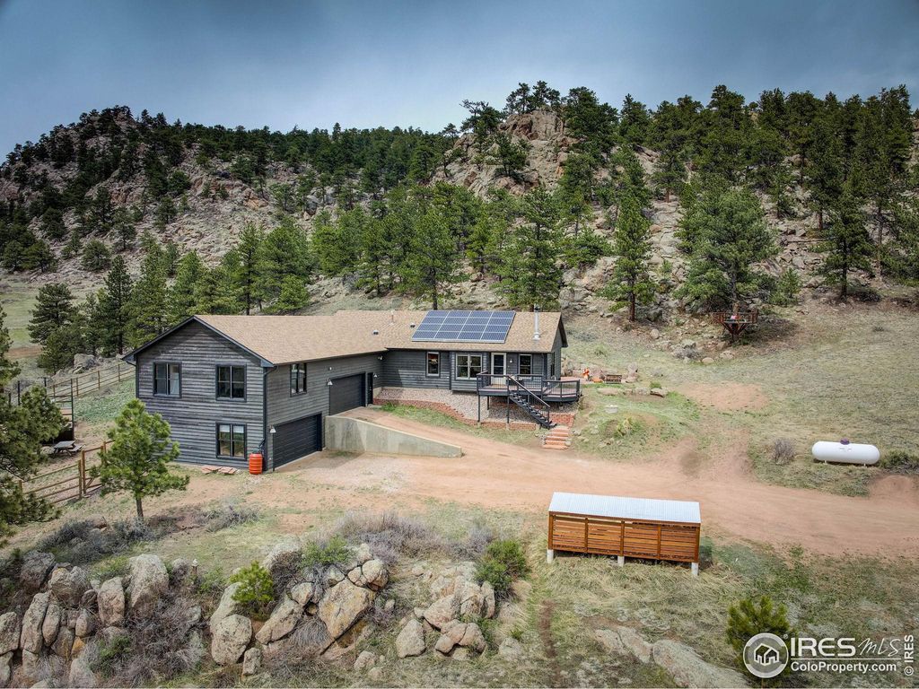 1553 Rowell Dr

                                                                             Lyons                                

                                    , CO - $1,200,000