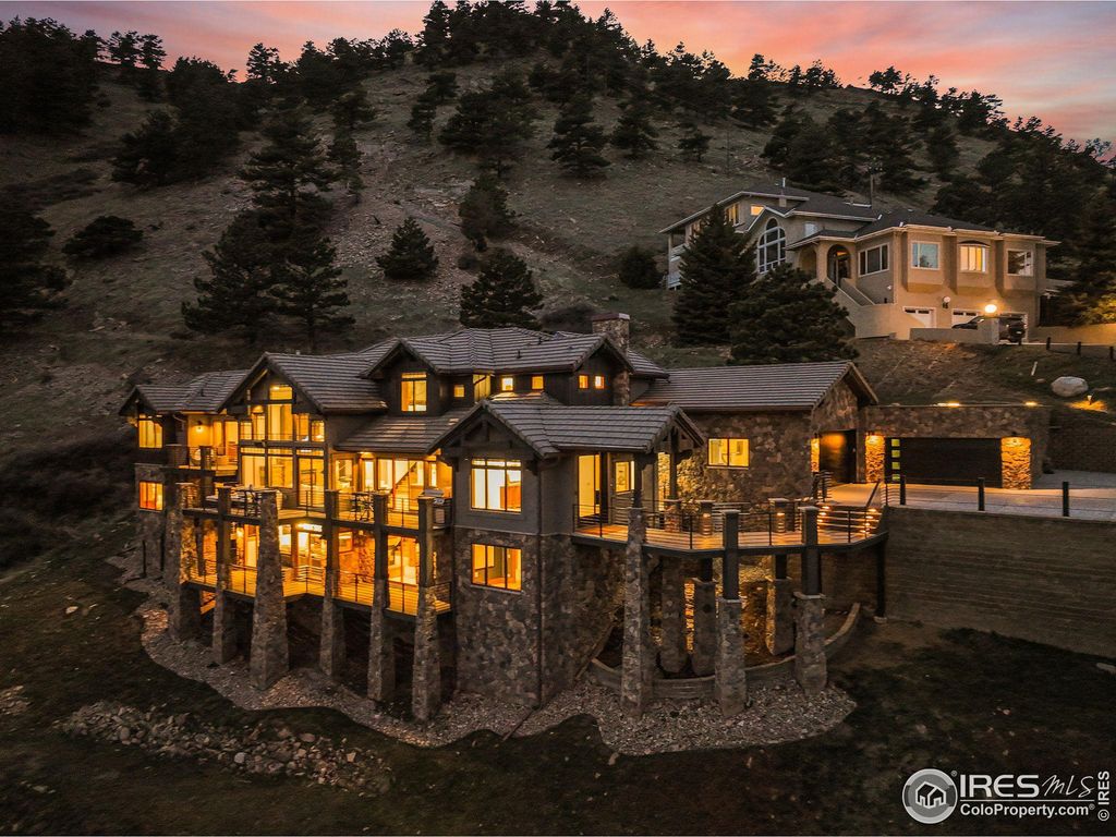 166 Valley View Way

                                                                             Boulder                                

                                    , CO - $7,995,000