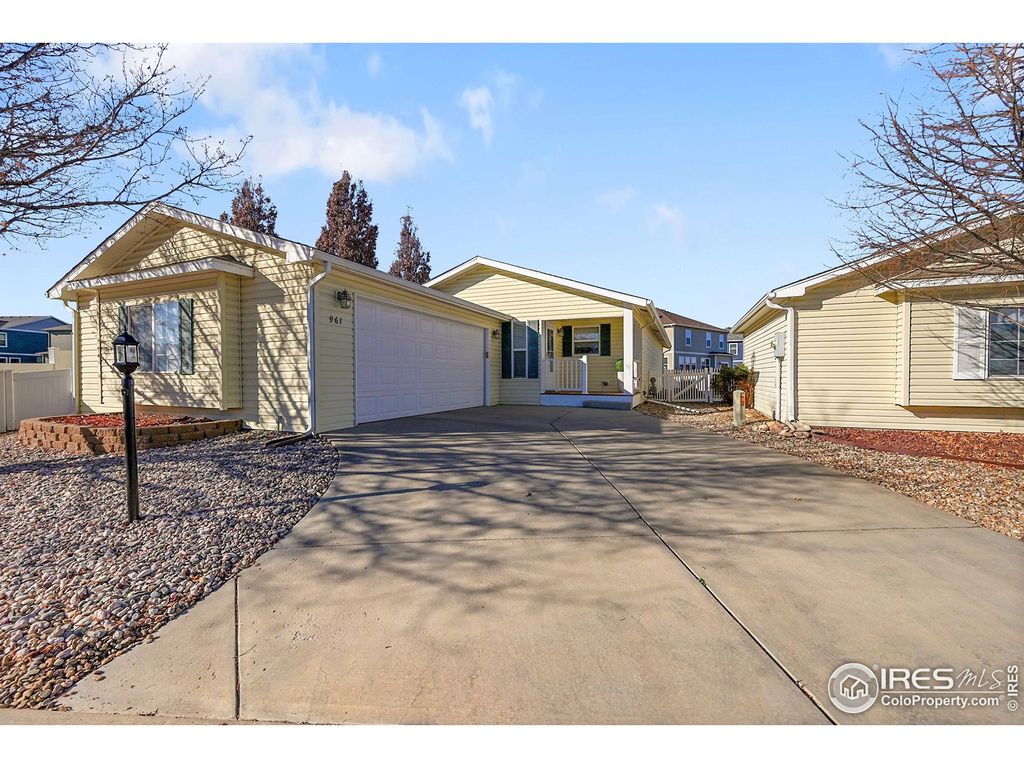 Photo of 961 Sunchase Dr, Fort Collins, CO 80524 (MLS # 1047806)