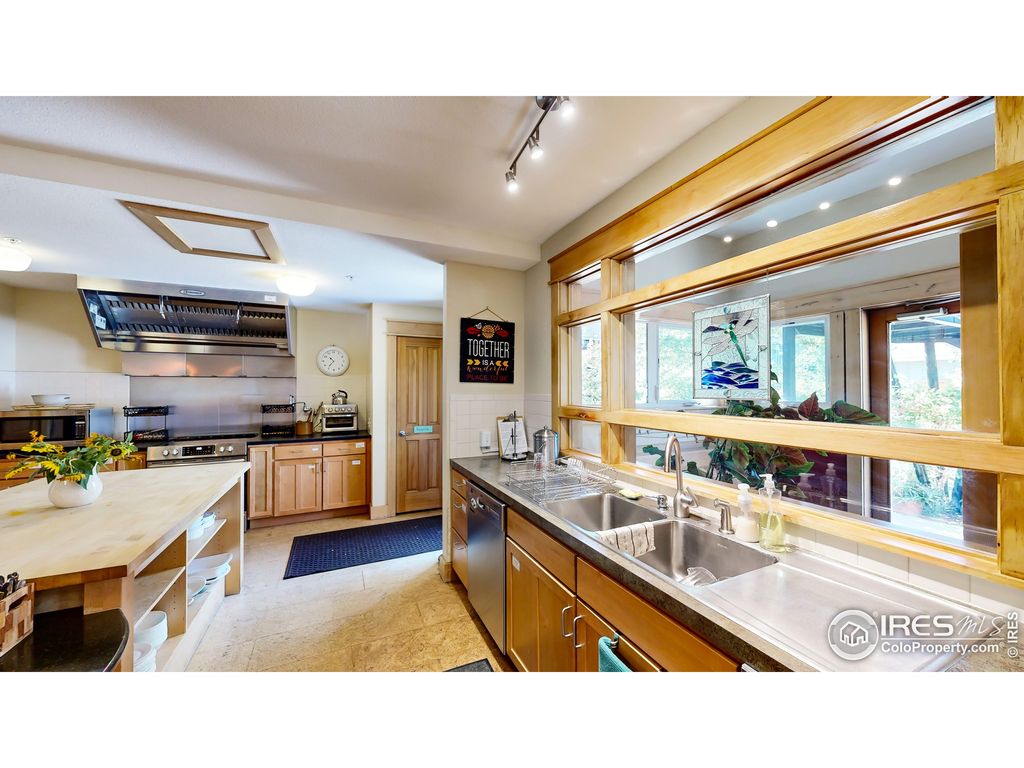 Photo of 1690 Yellow Pine Ave, Boulder, CO 80304 (MLS # 1045379)