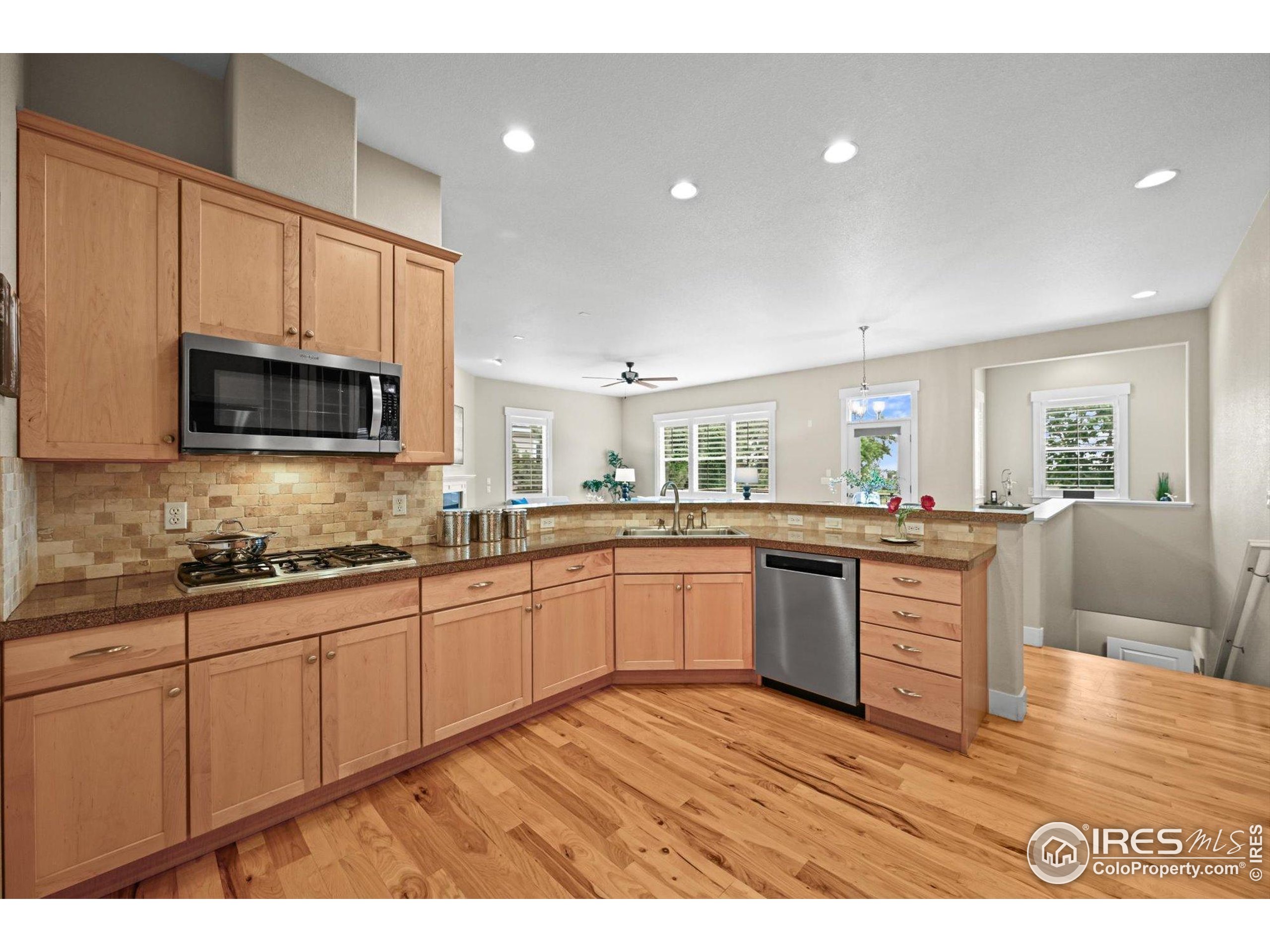 3031 Thunder Lake Cir