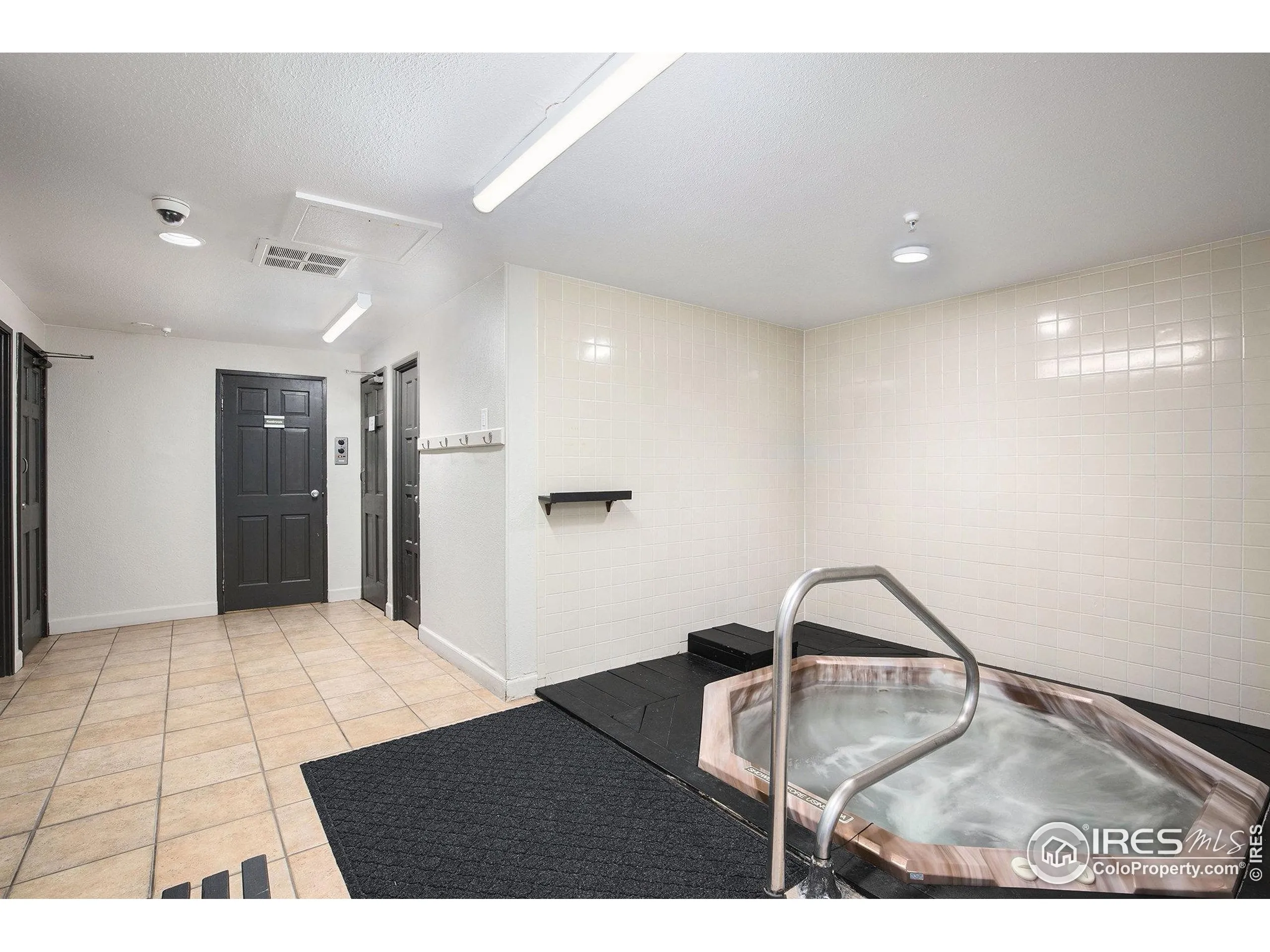 Fort Collins, Colorado 80521, United States, 2 Bedrooms Bedrooms, ,1 BathroomBathrooms,Residential,Active,156095