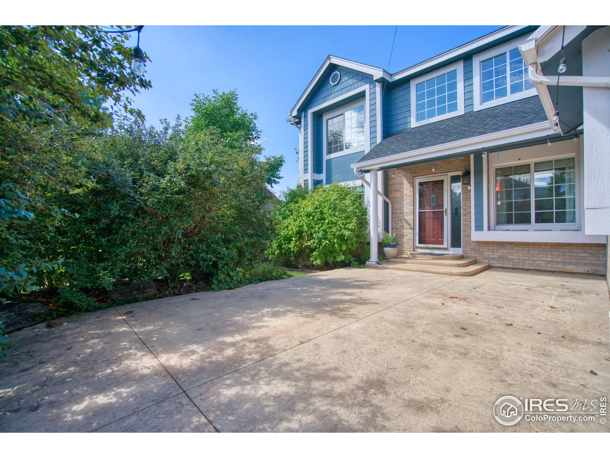 1625 Hemlock Way