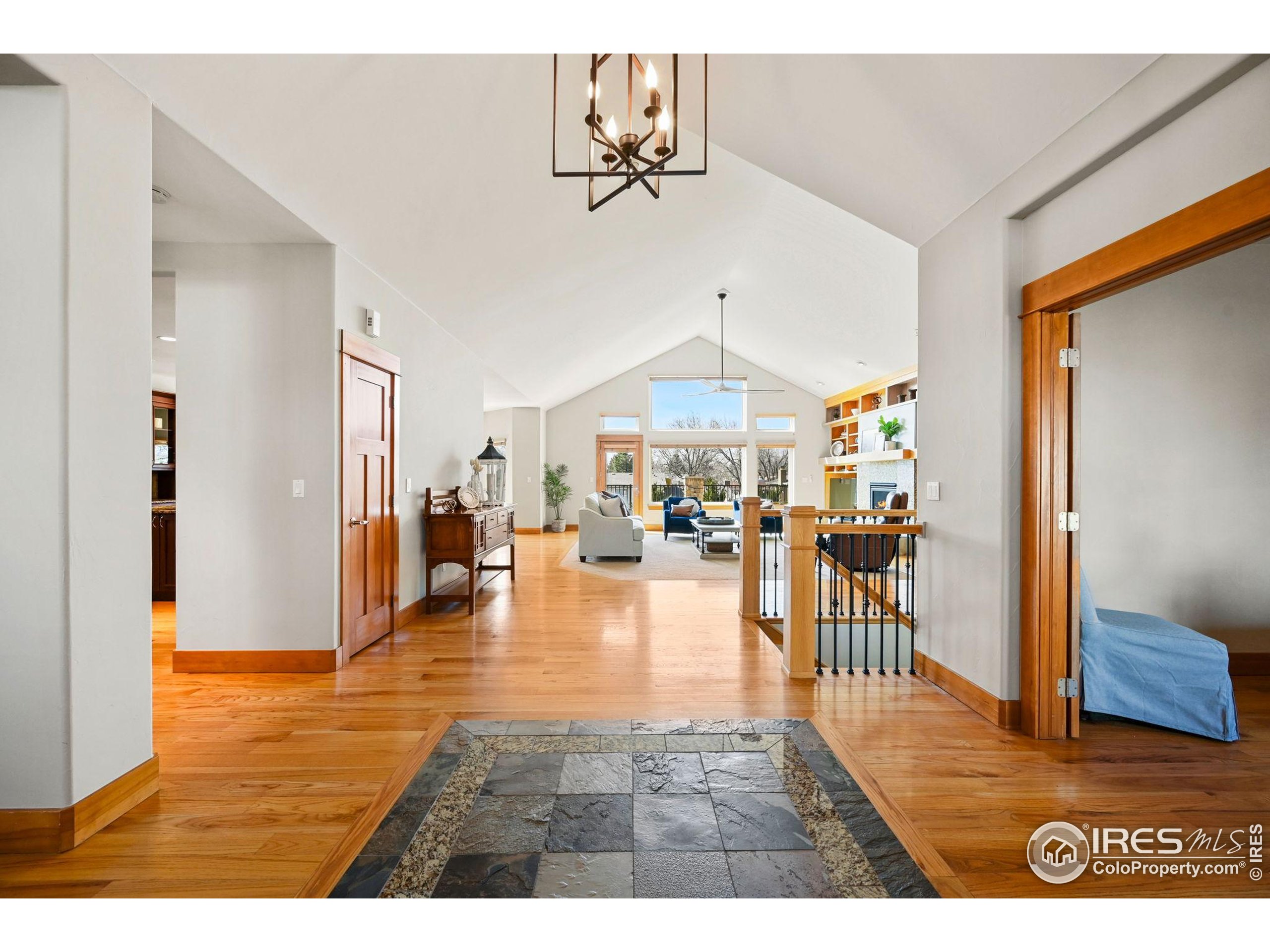 13866 W 76th Pl
