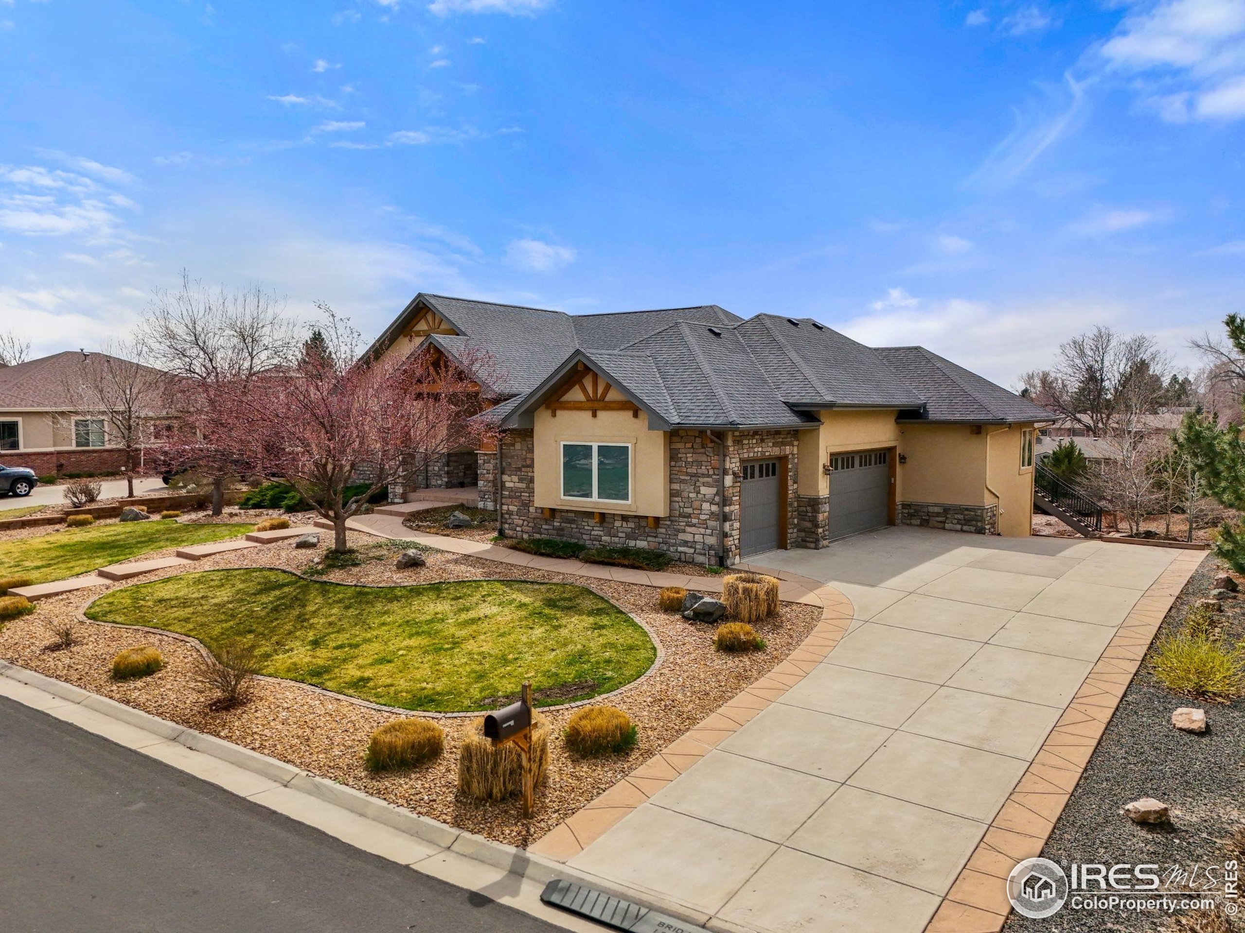 13866 W 76th Pl