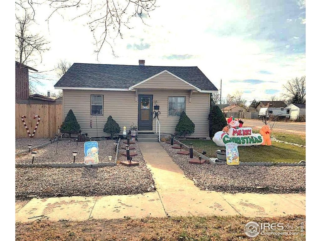 Photo of 529 Clark St, Sterling, CO 80751 (MLS # 1047944)