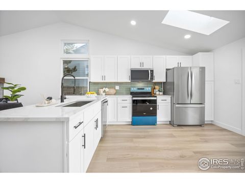 Tiny photo for 2456 Sunset Dr, Longmont, CO 80501 (MLS # 1045628)