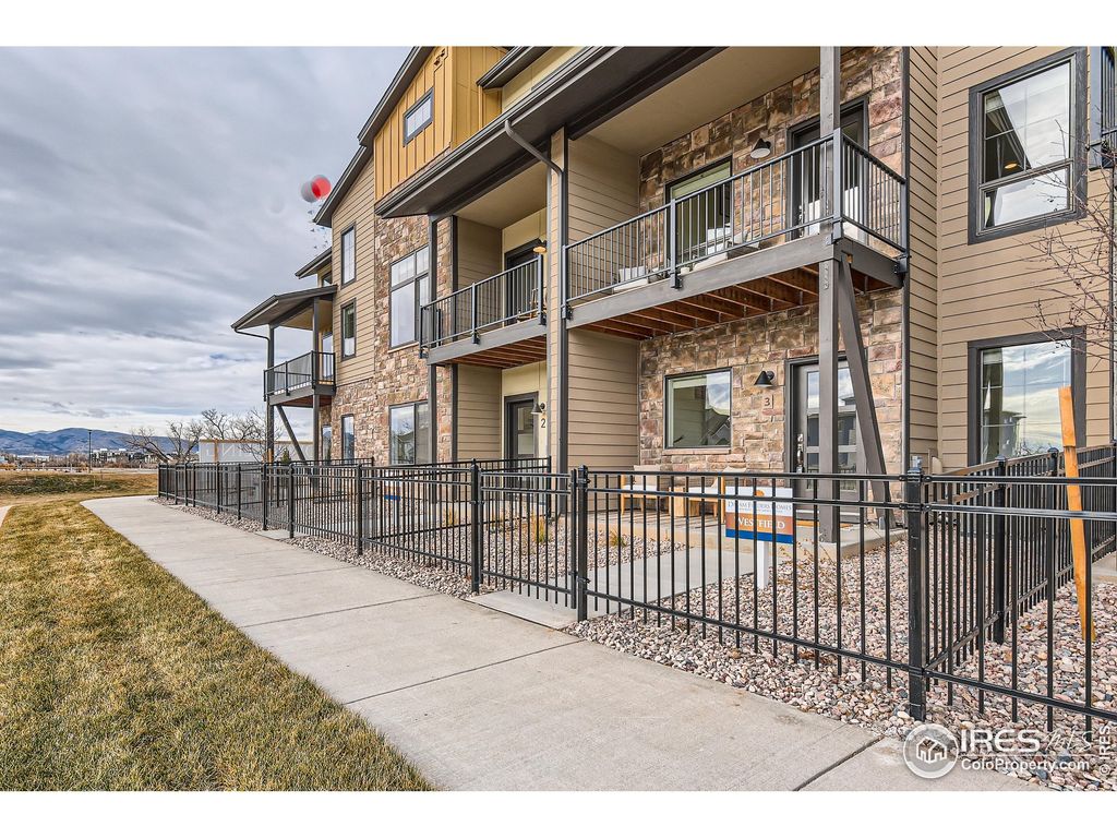 Photo of 919 Schlagel St 6, Fort Collins, CO 80524 (MLS # 1046167)