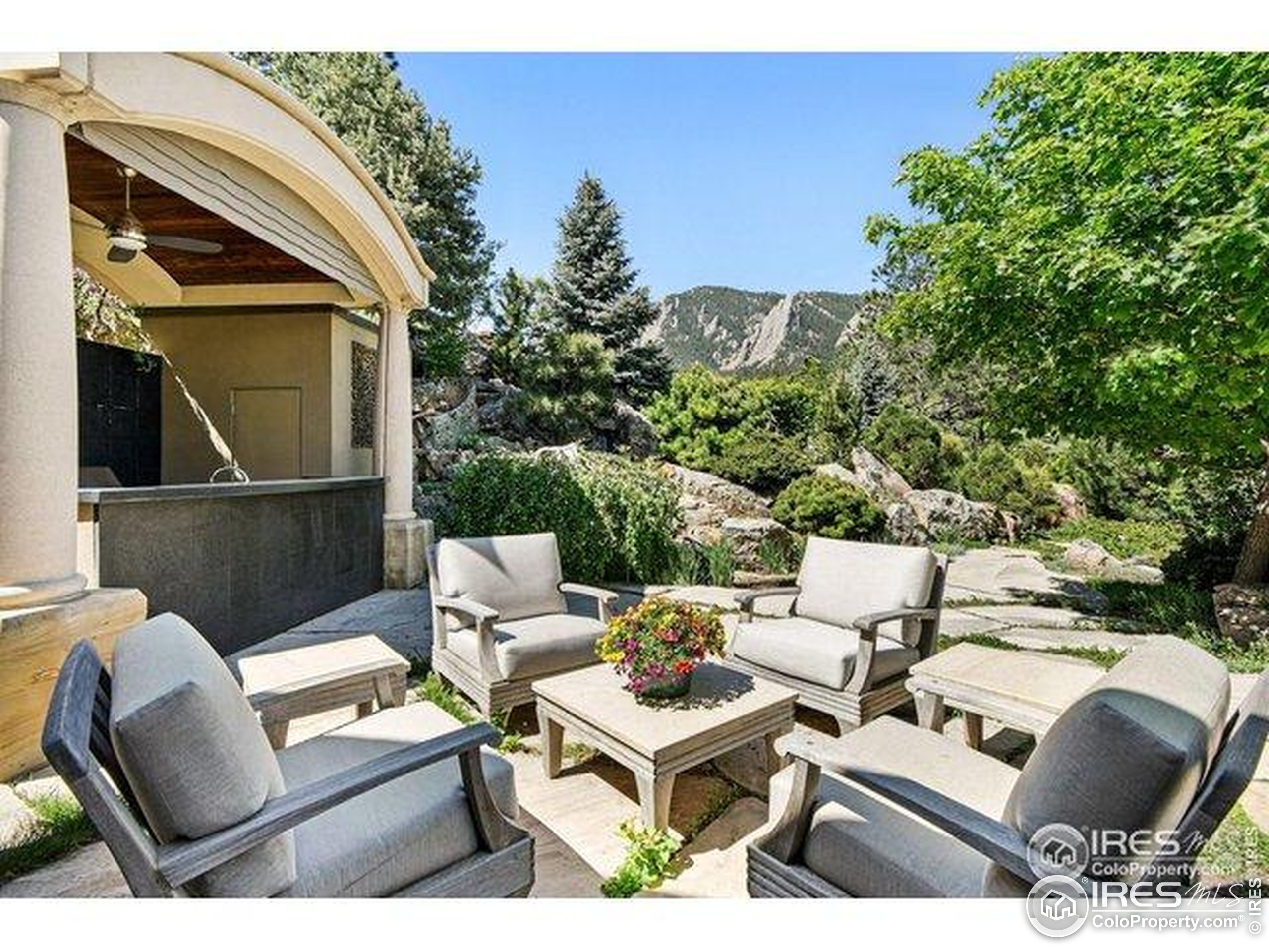 45 Bellevue Dr