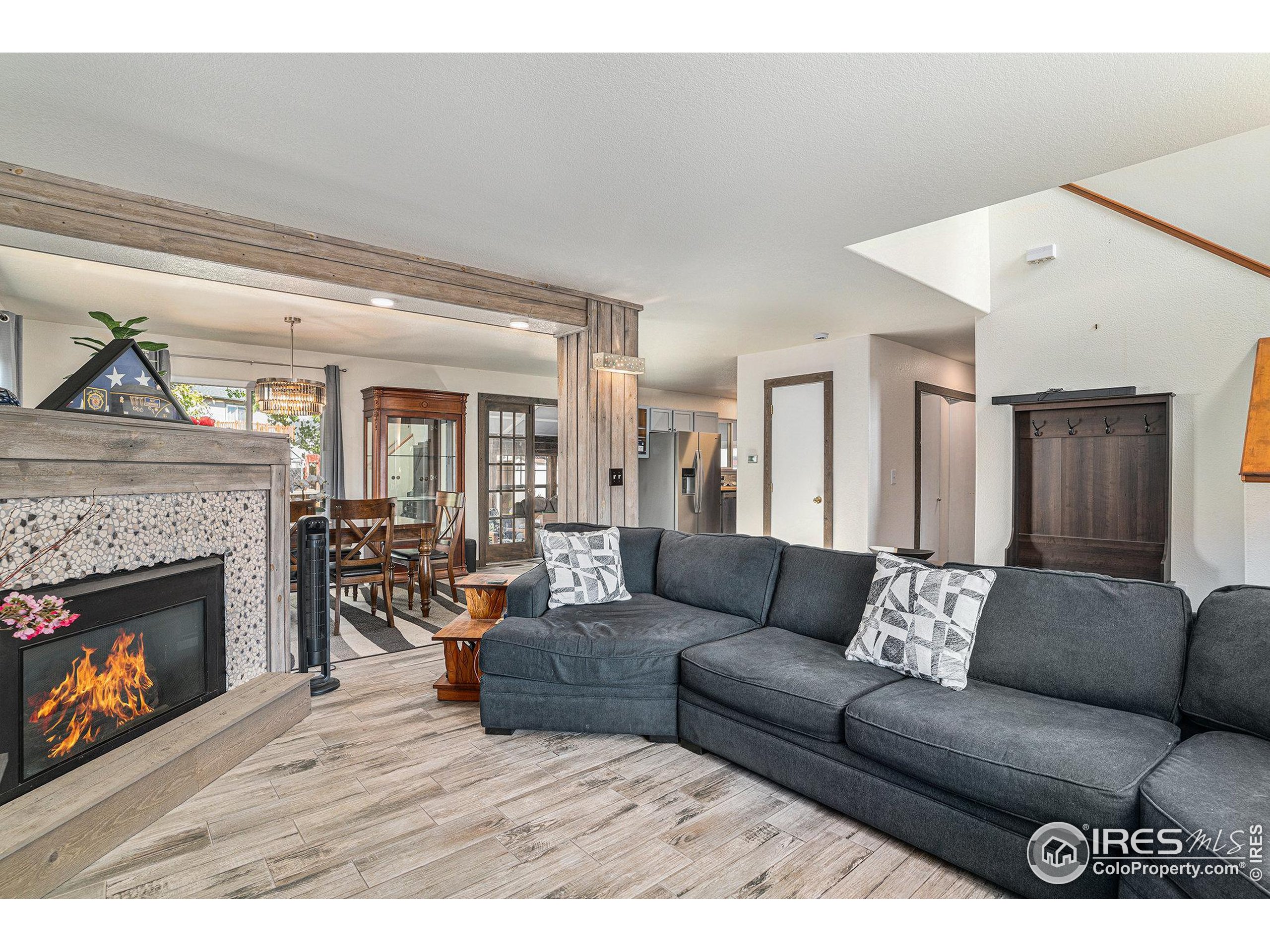 450 Stevens Cir