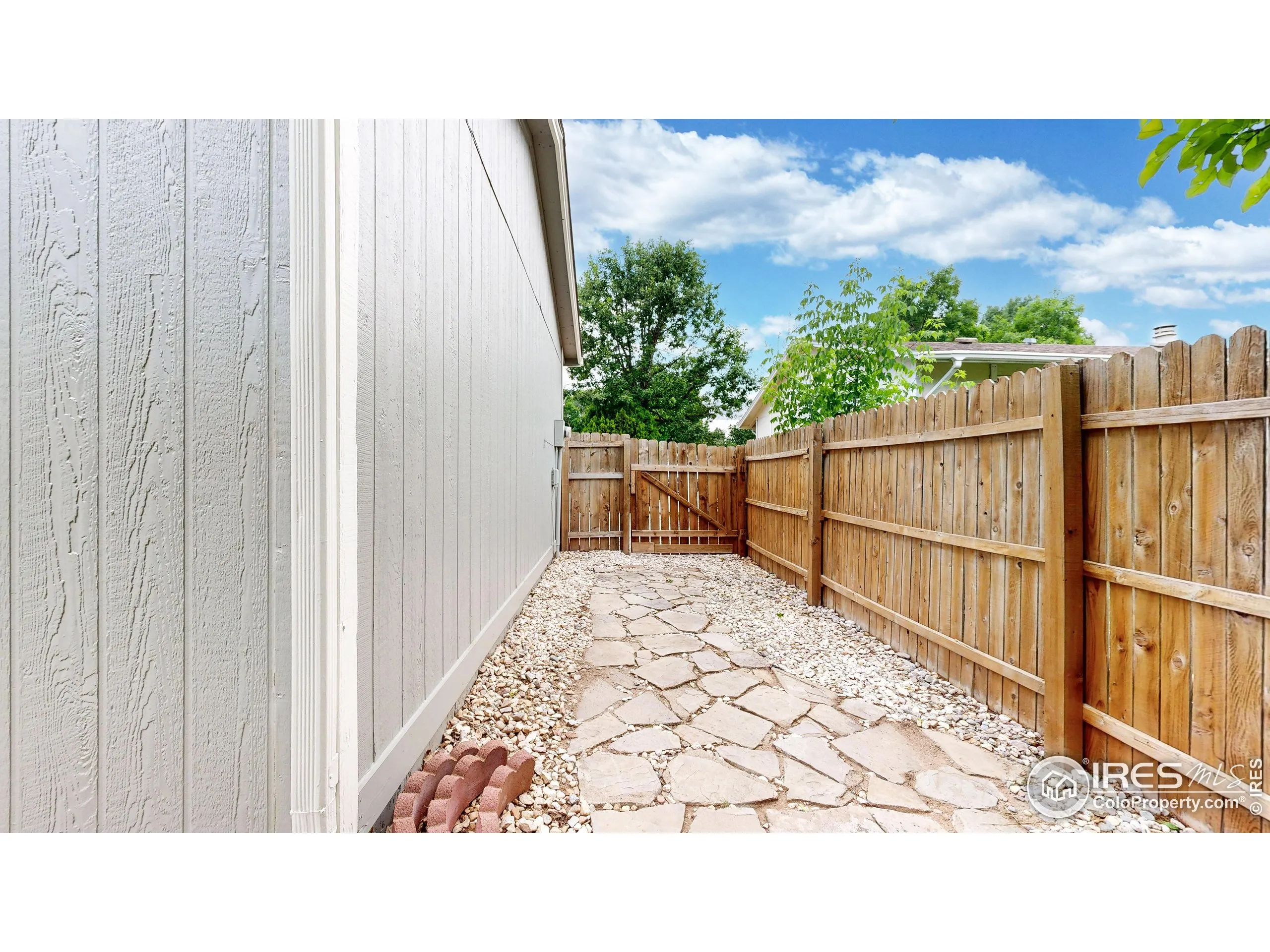 Fort Collins, Colorado 80526, United States, 4 Bedrooms Bedrooms, ,2 BathroomsBathrooms,Residential,Active,154353