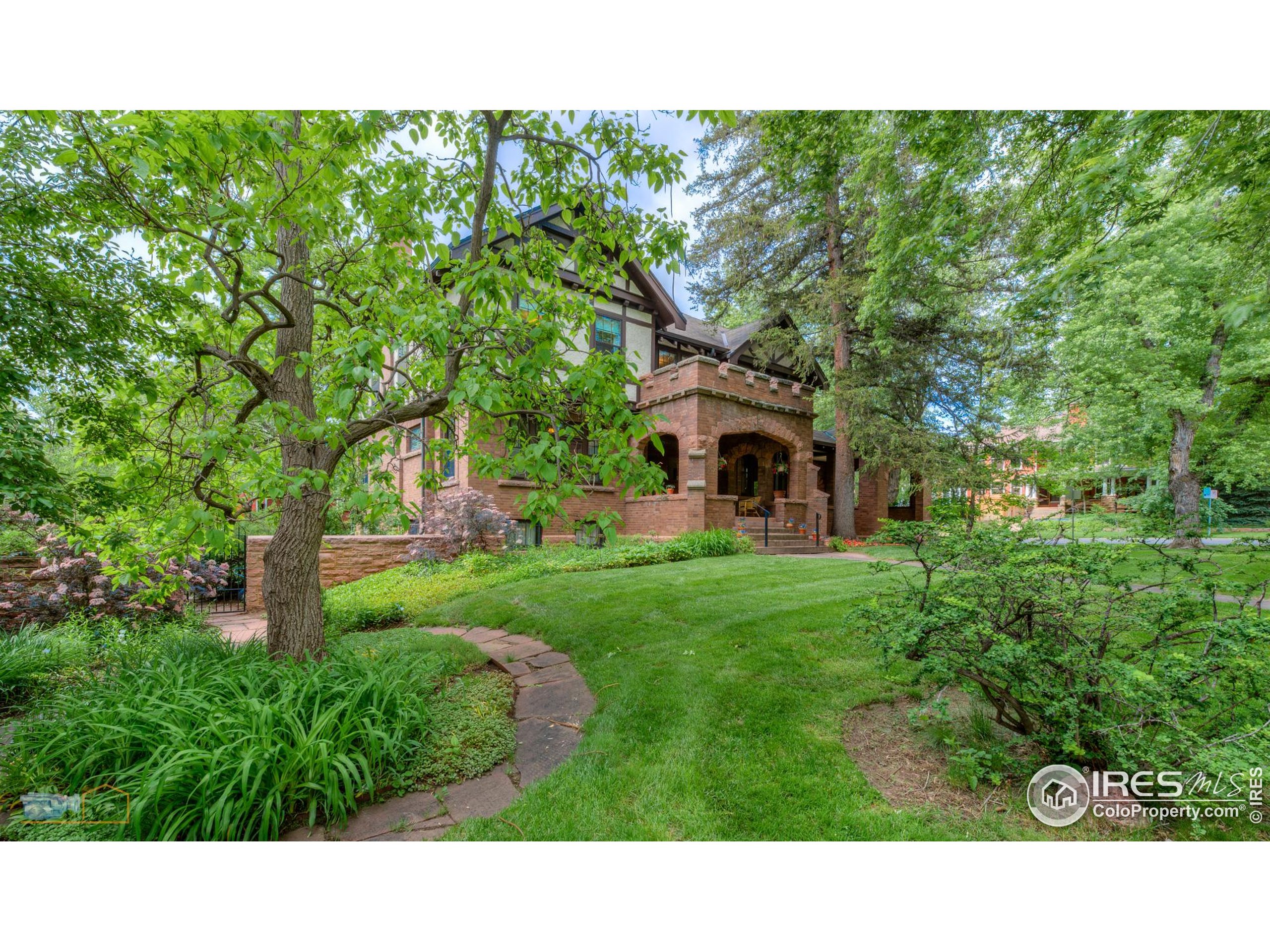 604 Mapleton Ave