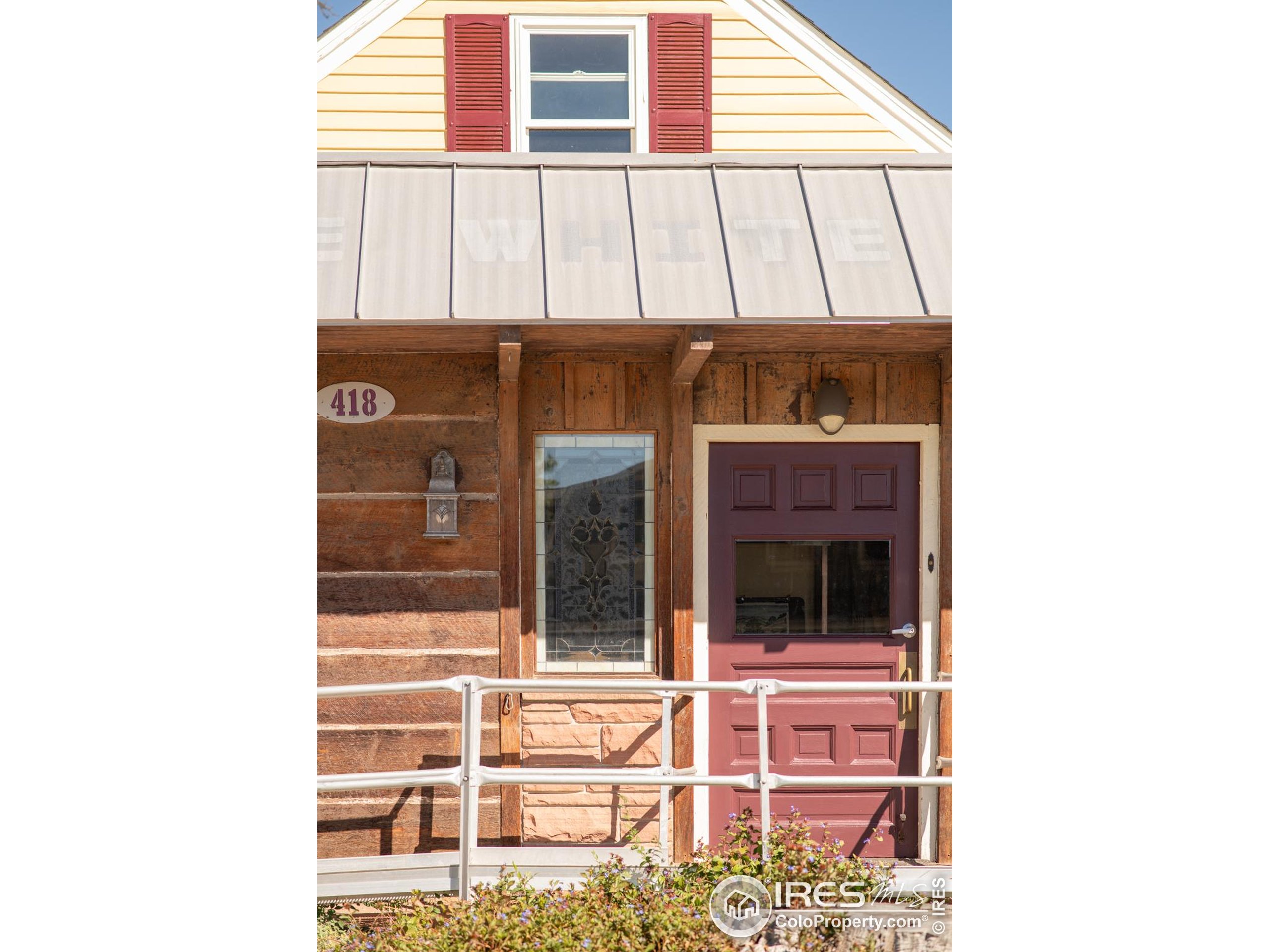 418 High St