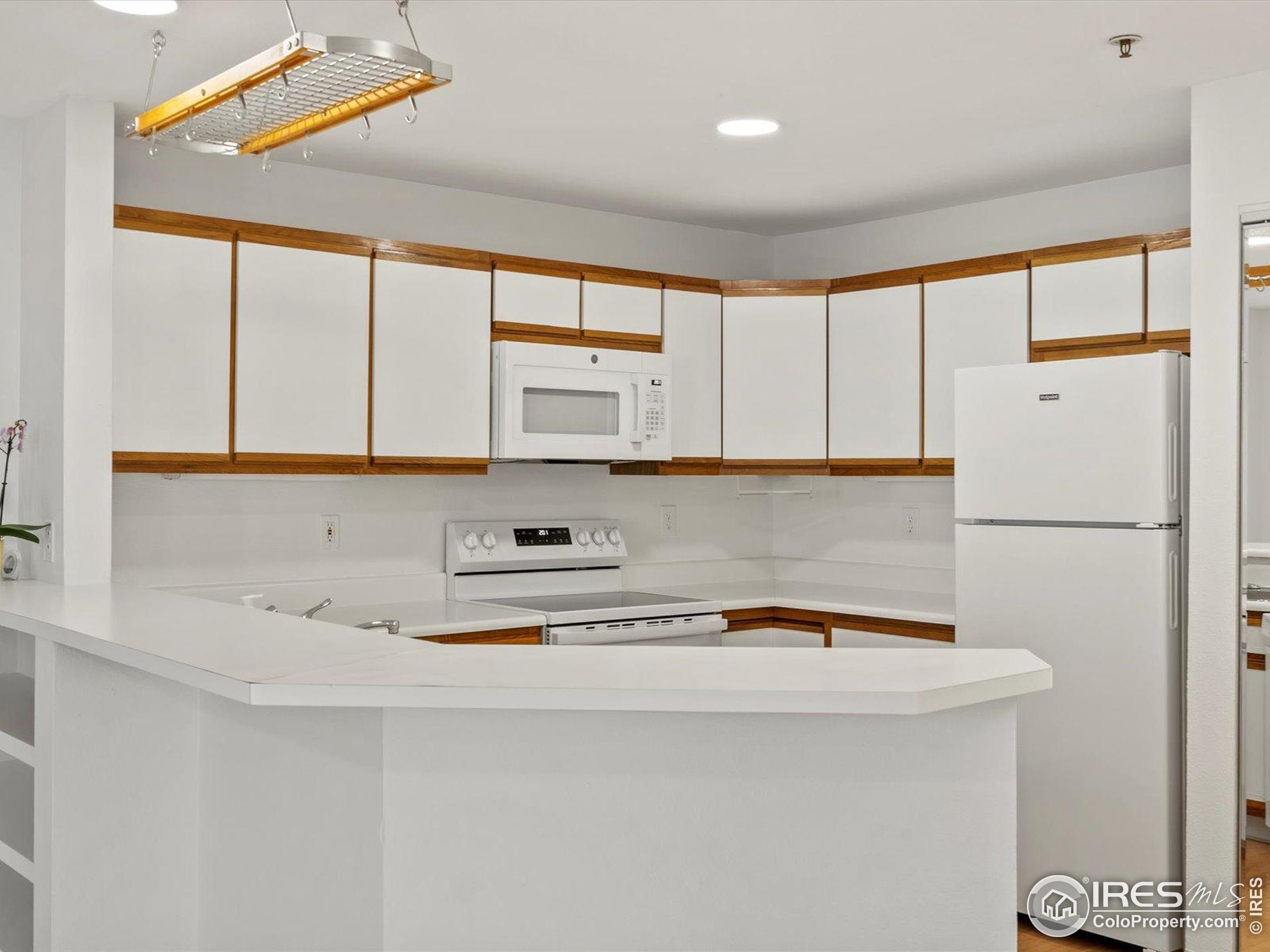 33 S Boulder Cir 316