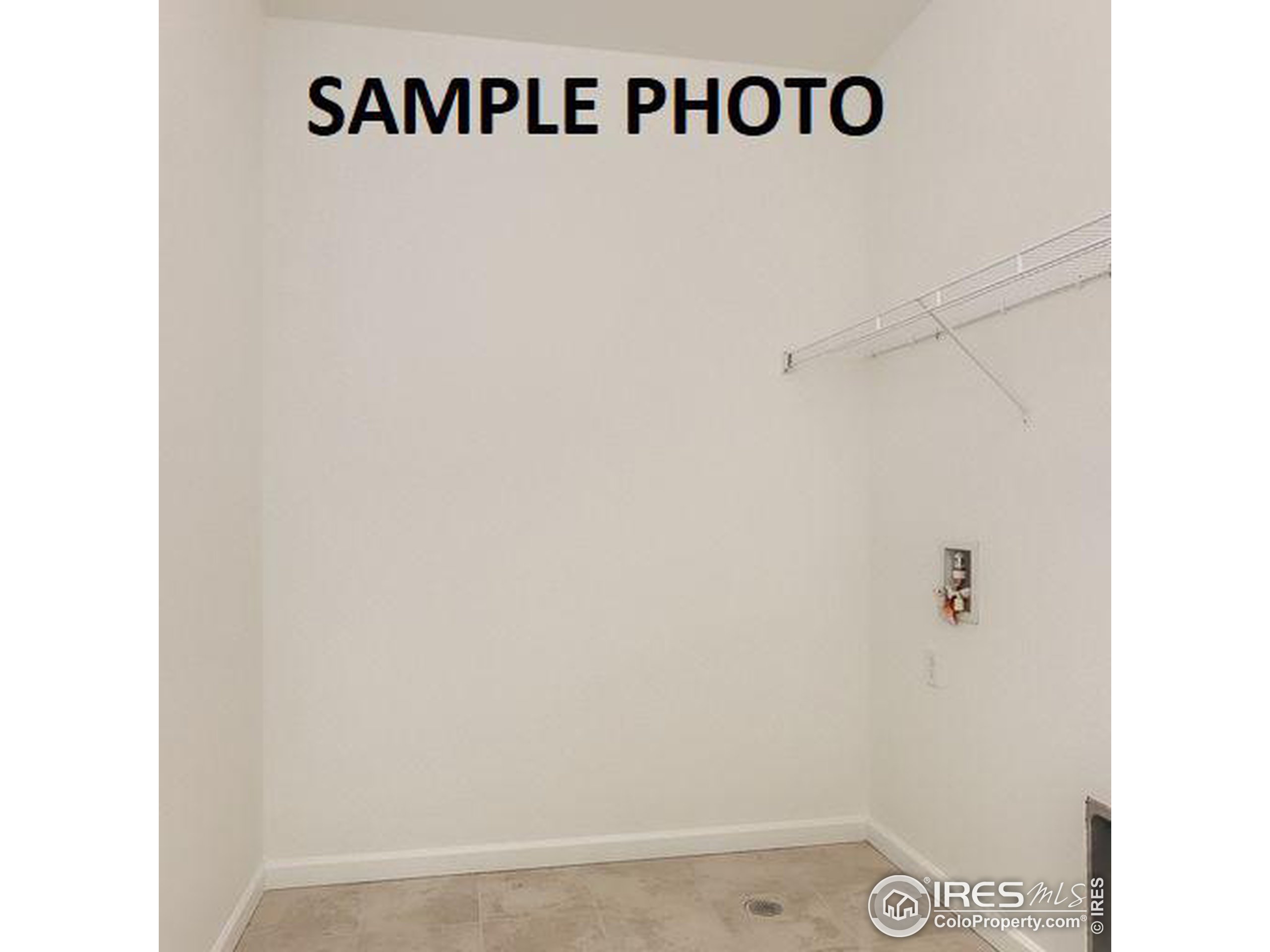 Photo 5 of 7 of 2463 Cottongrass Ave house