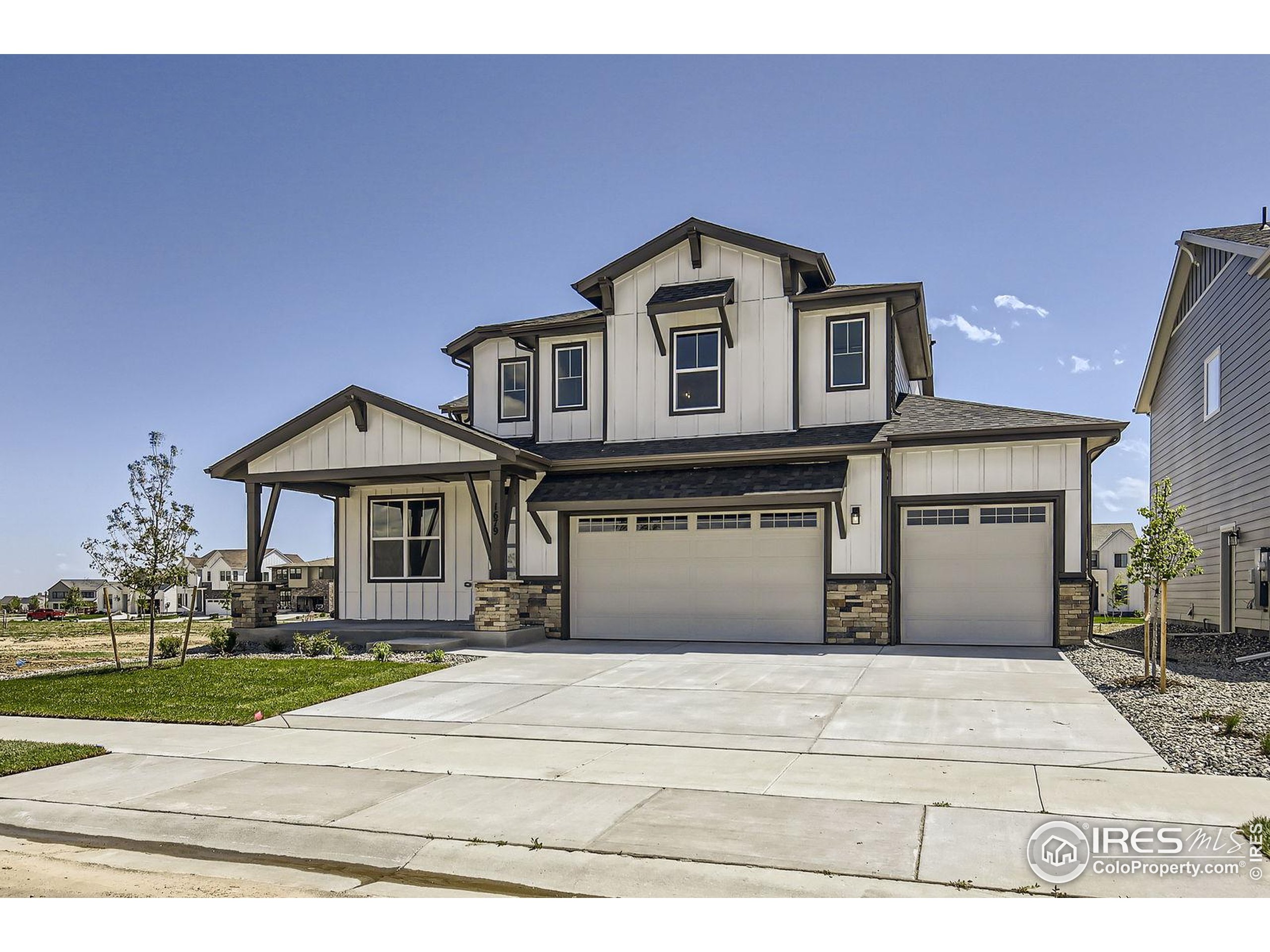 1679 Crystalline Dr