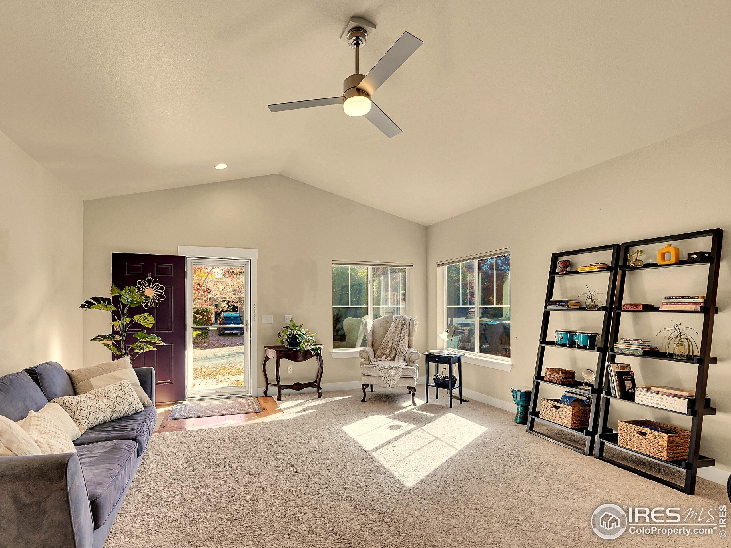 1020 Village Cir
