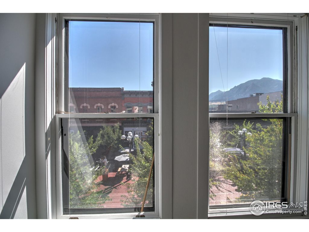 Photo of 1137 Pearl St 201, Boulder, CO 80302 (MLS # 1021828)