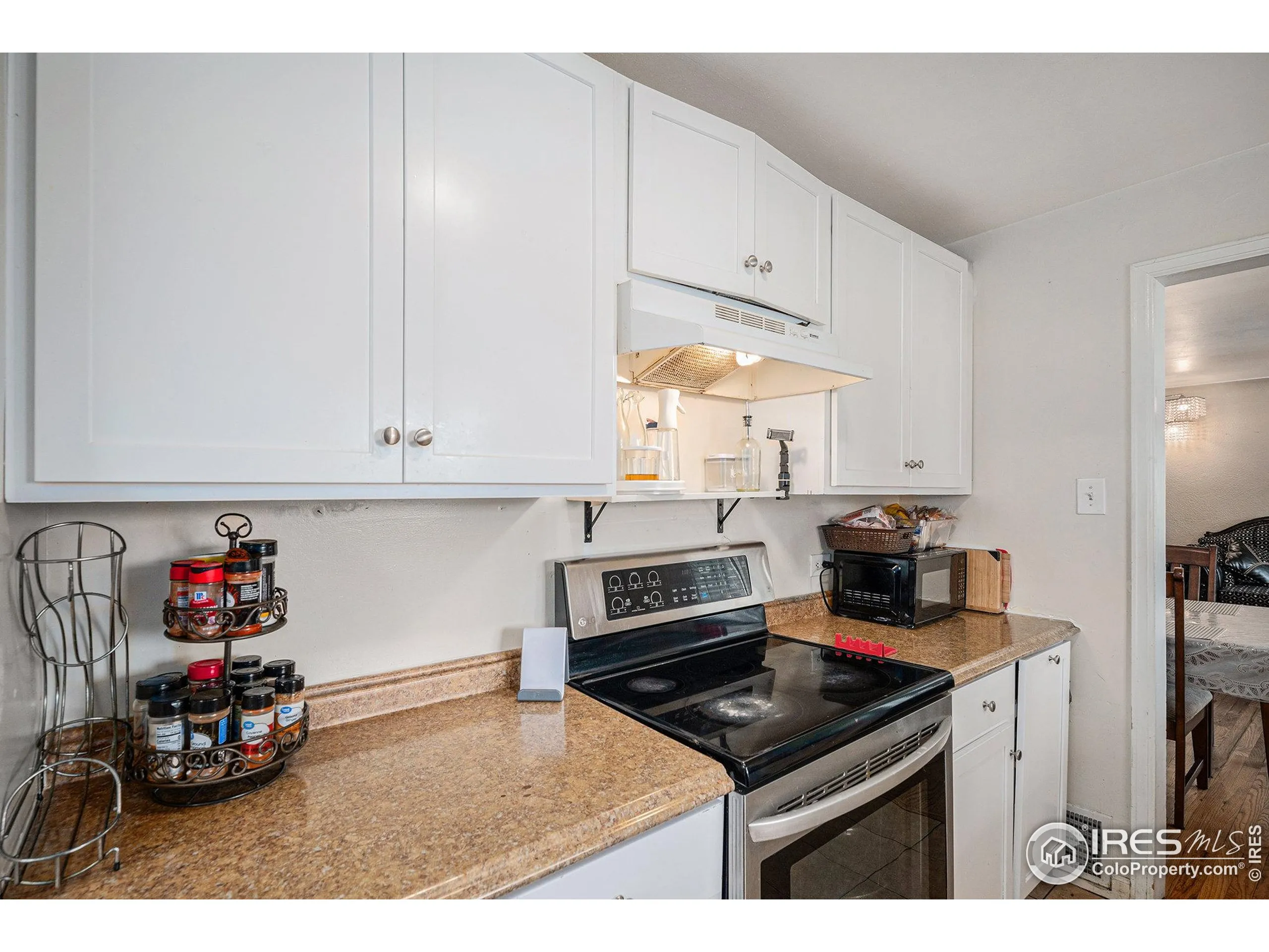 Denver, Colorado 80219, United States, 5 Bedrooms Bedrooms, ,2 BathroomsBathrooms,Residential,Active,141927