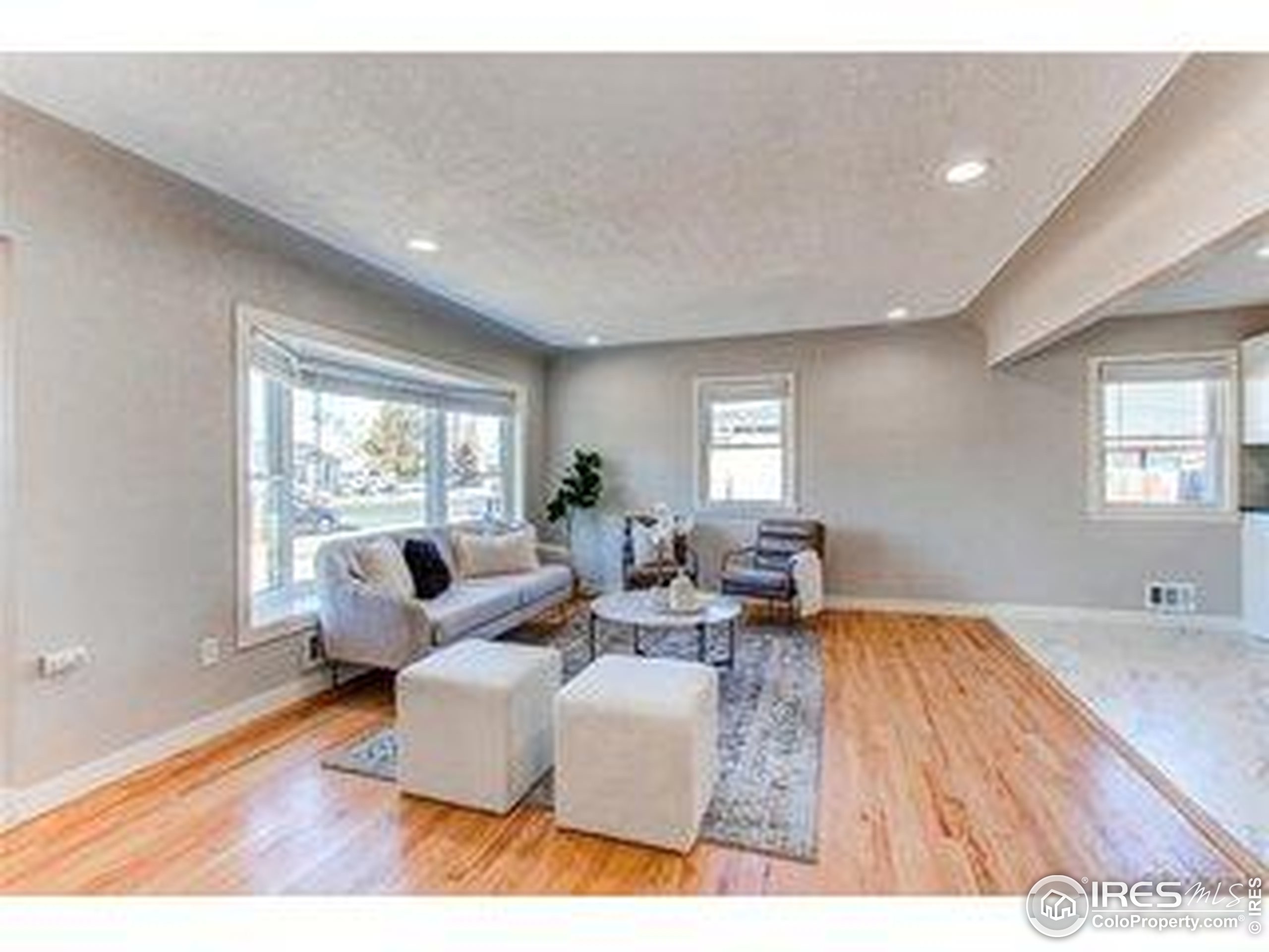 784 S 3rd Ave