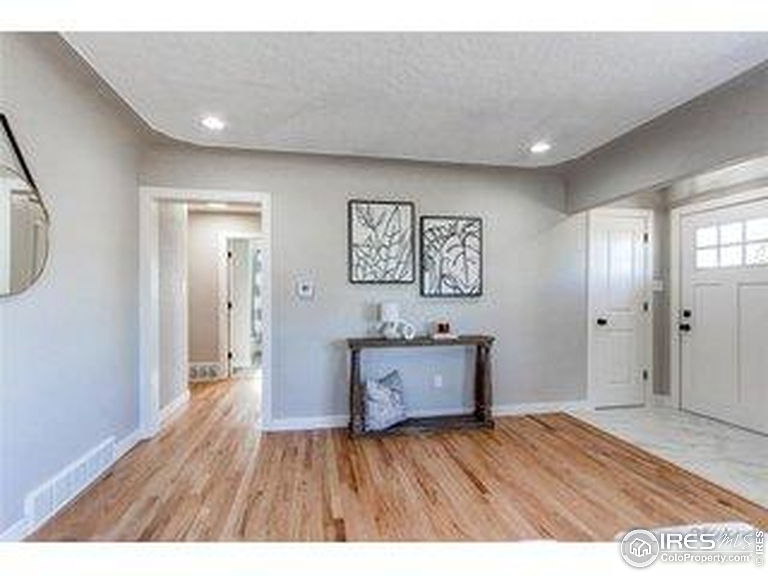 784 S 3rd Ave