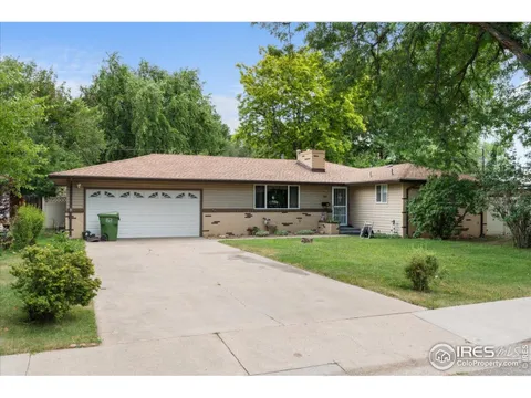 806 E Kelly Dr, Loveland, CO 80537 - #: 1039434