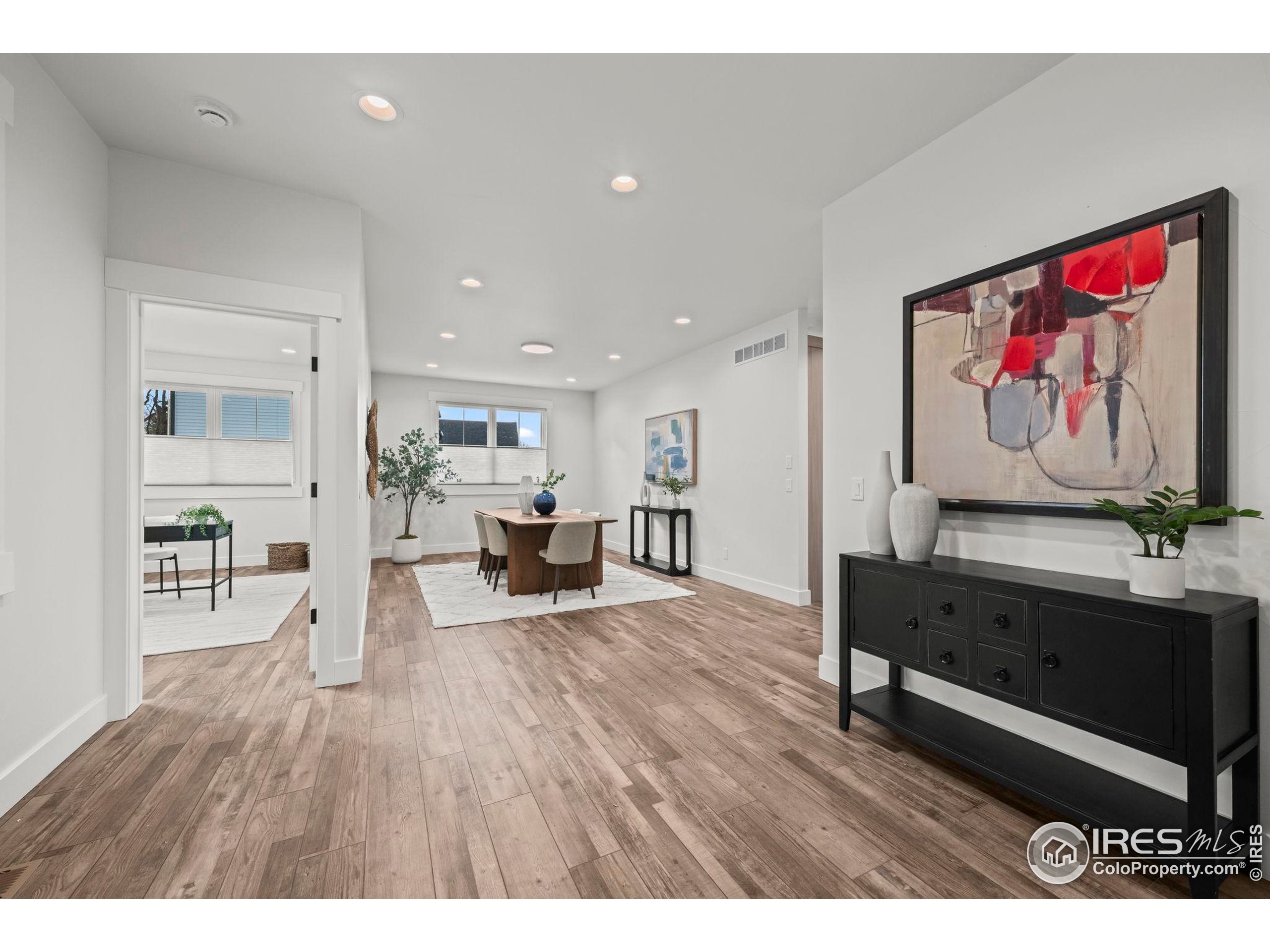 2590 Blue Heron Cir W