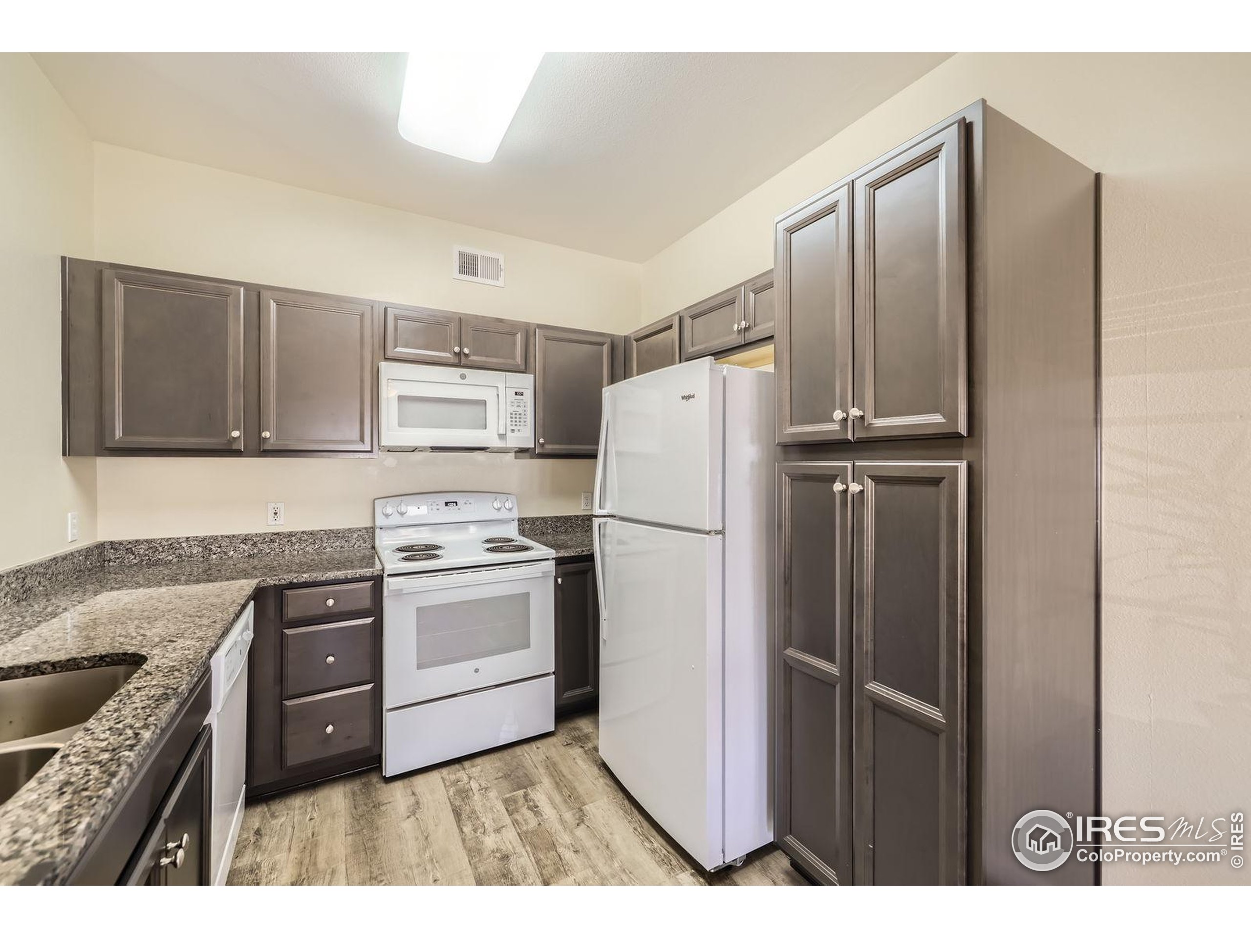 1148 Opal St 101