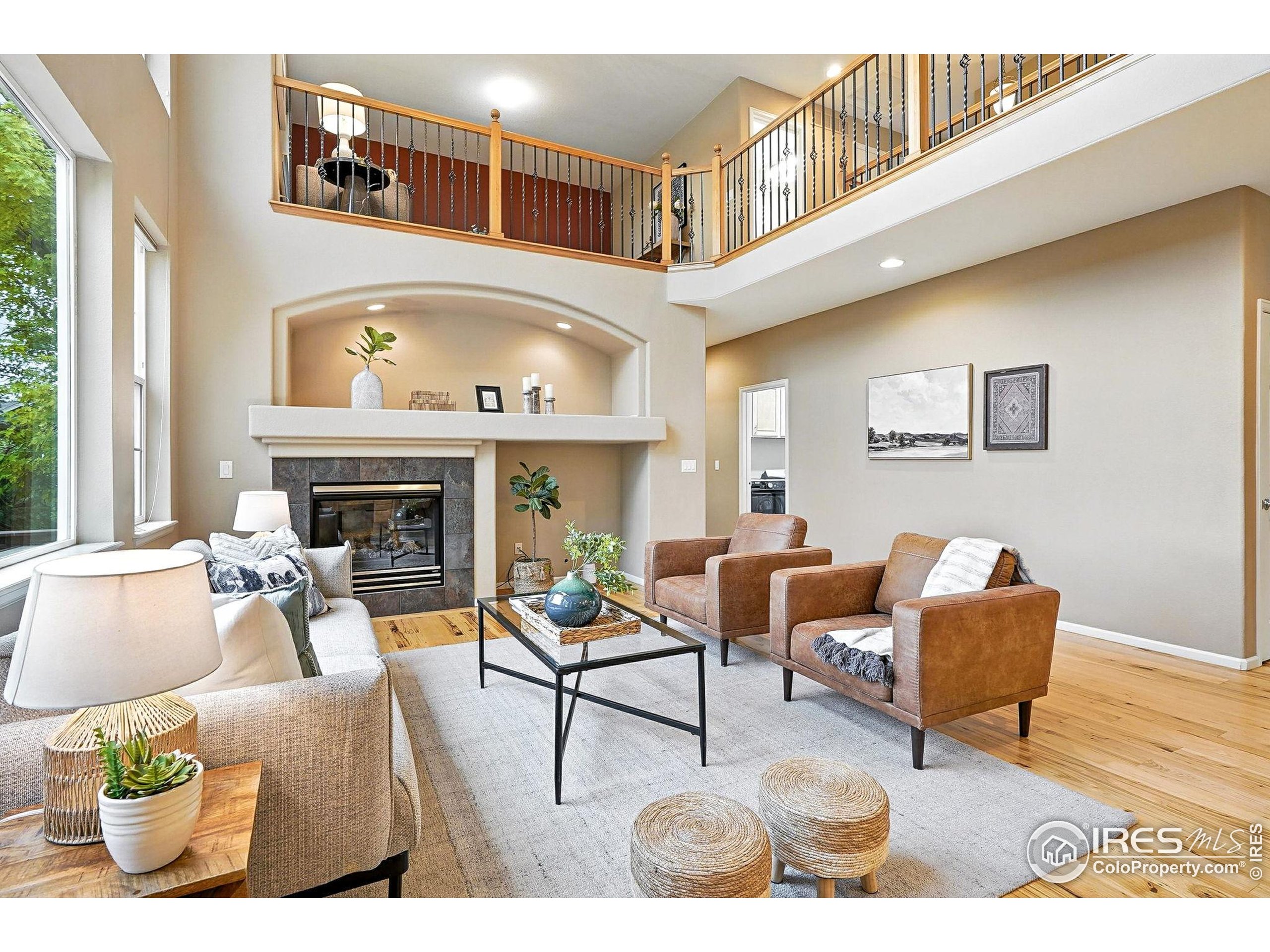 128 Falcon Ln