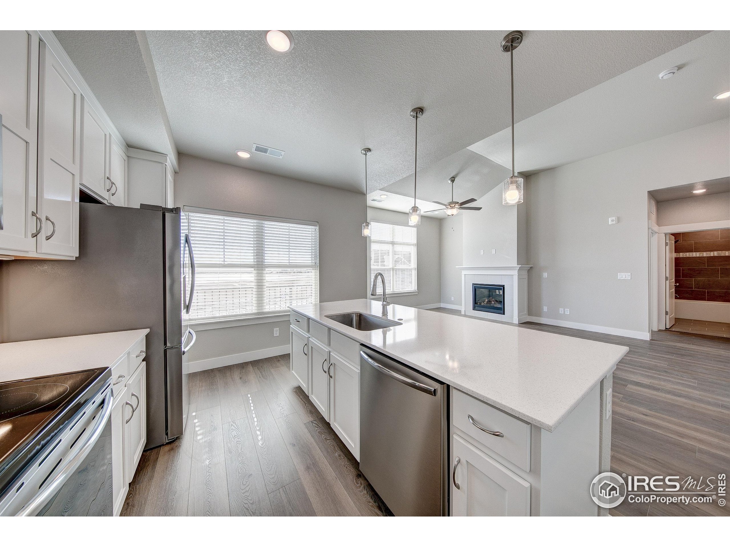 265 High Point Dr 201