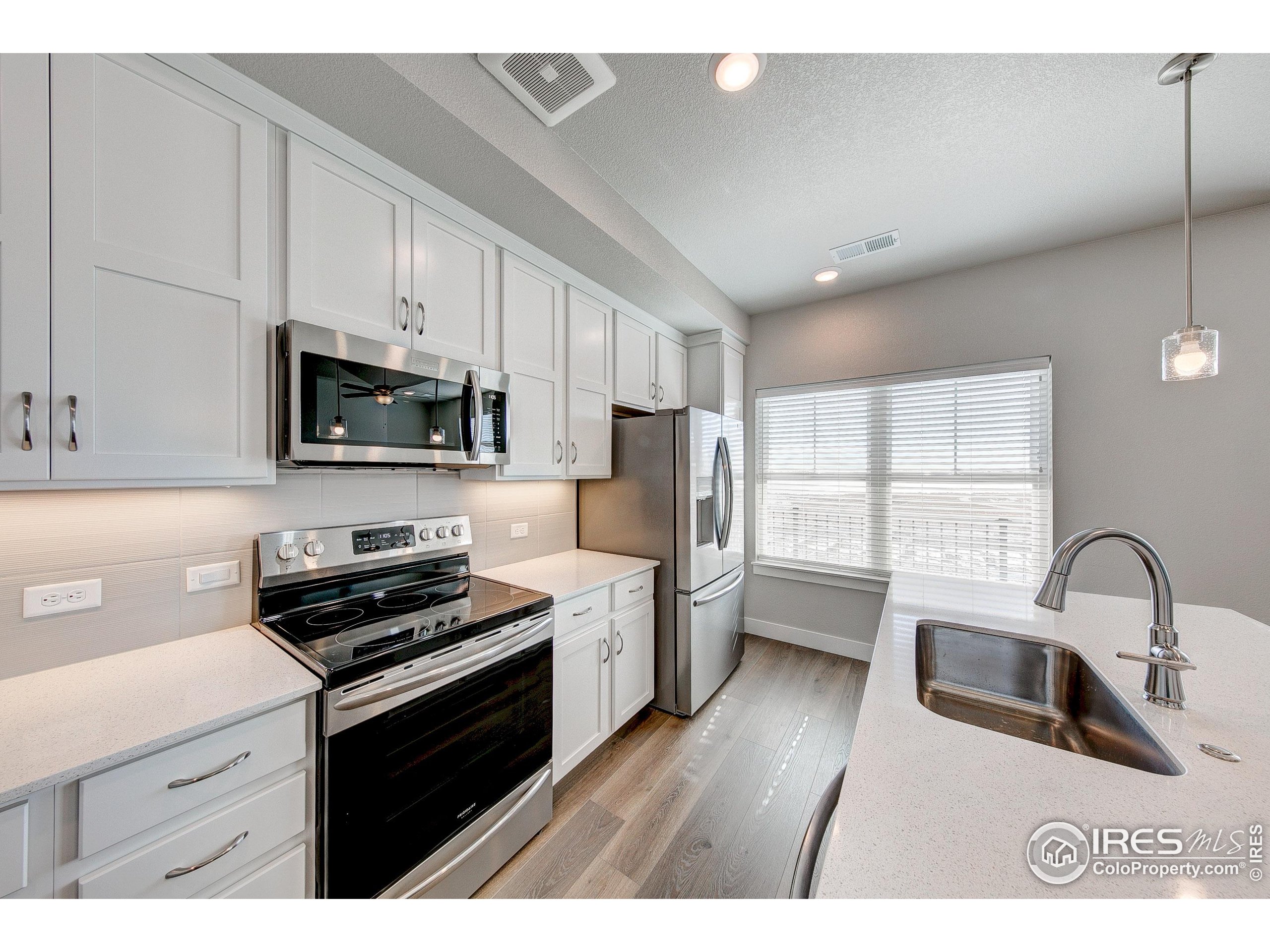 265 High Point Dr 201