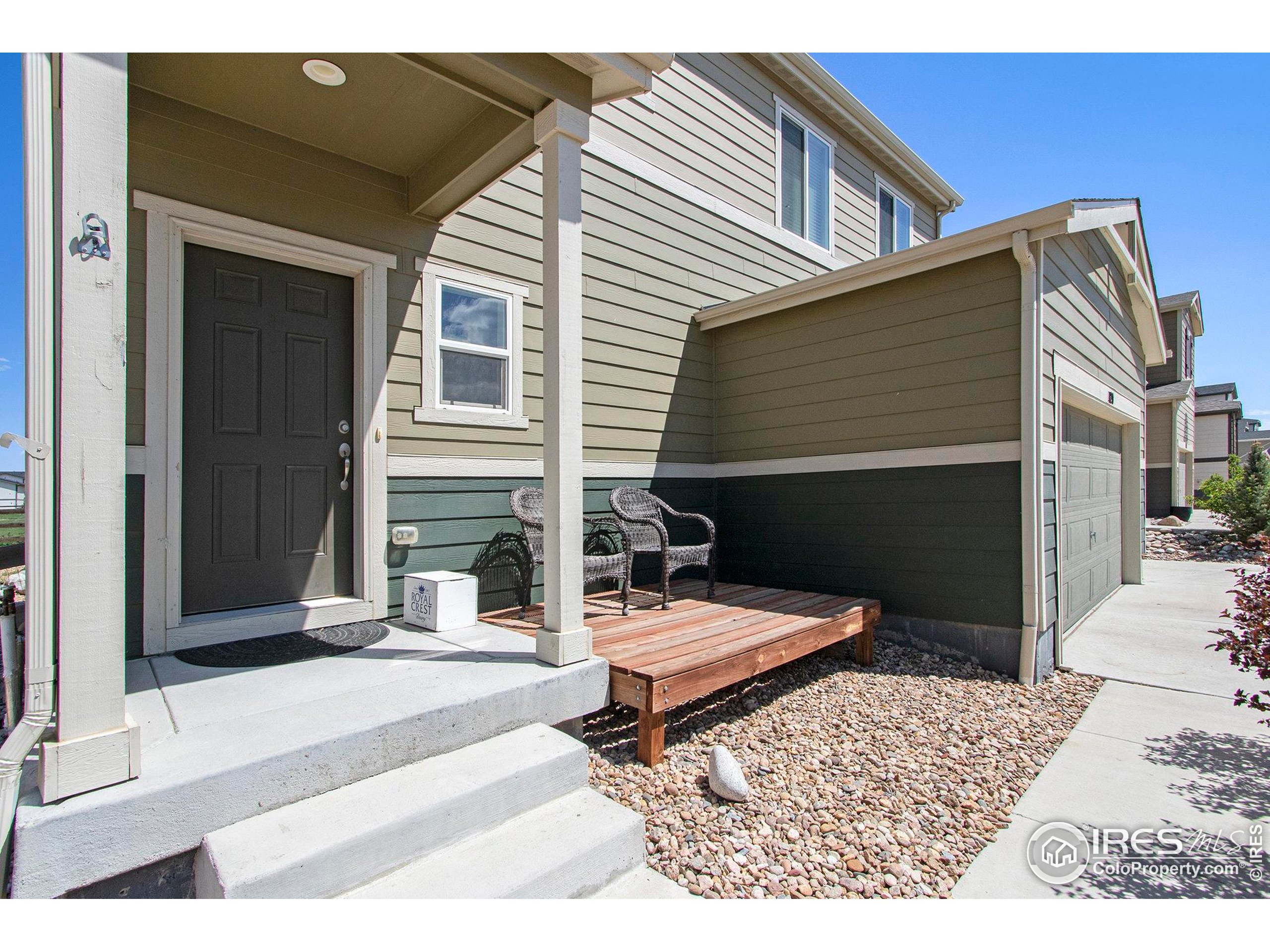 1120 Sherman Dr