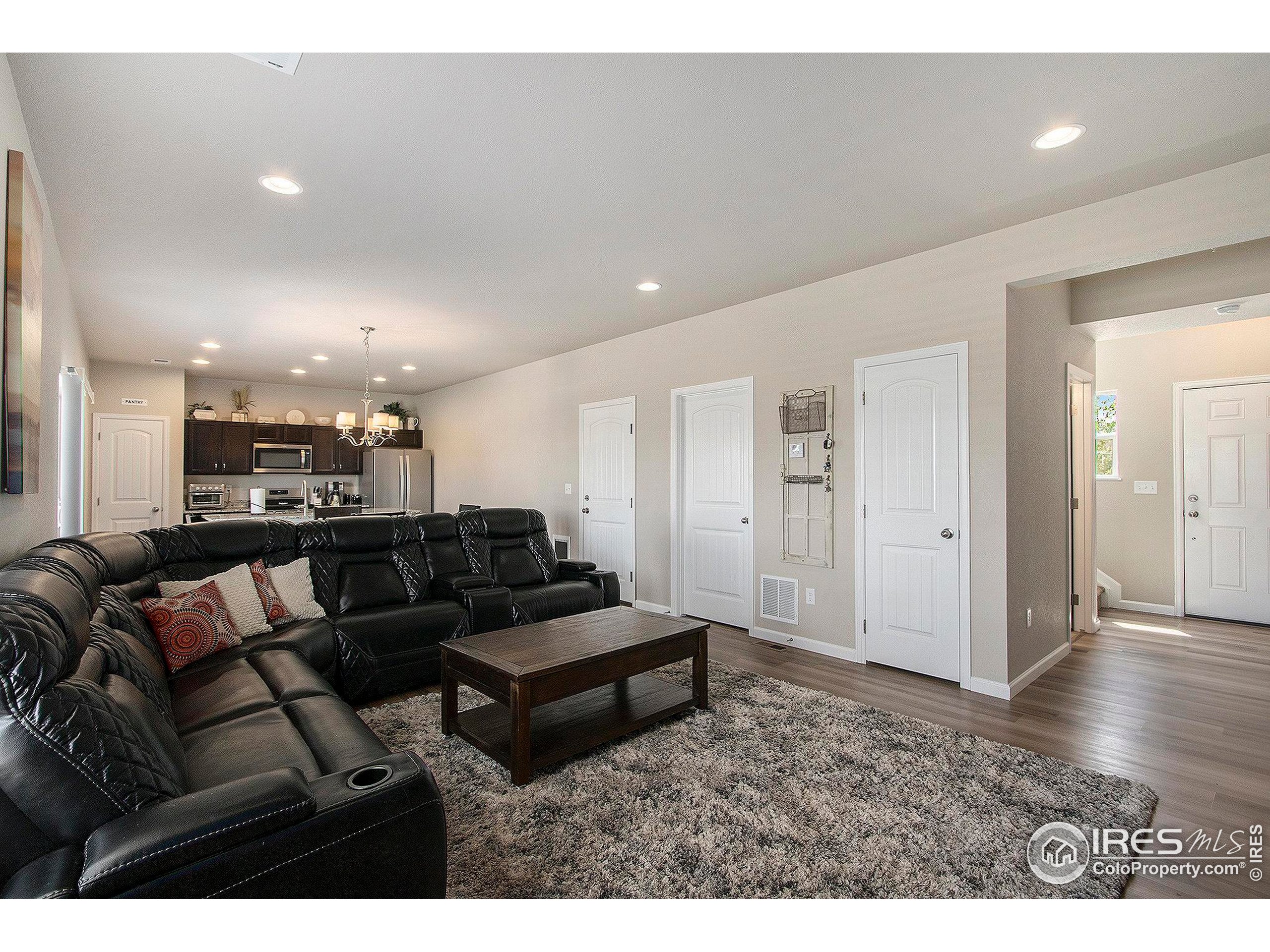 1120 Sherman Dr
