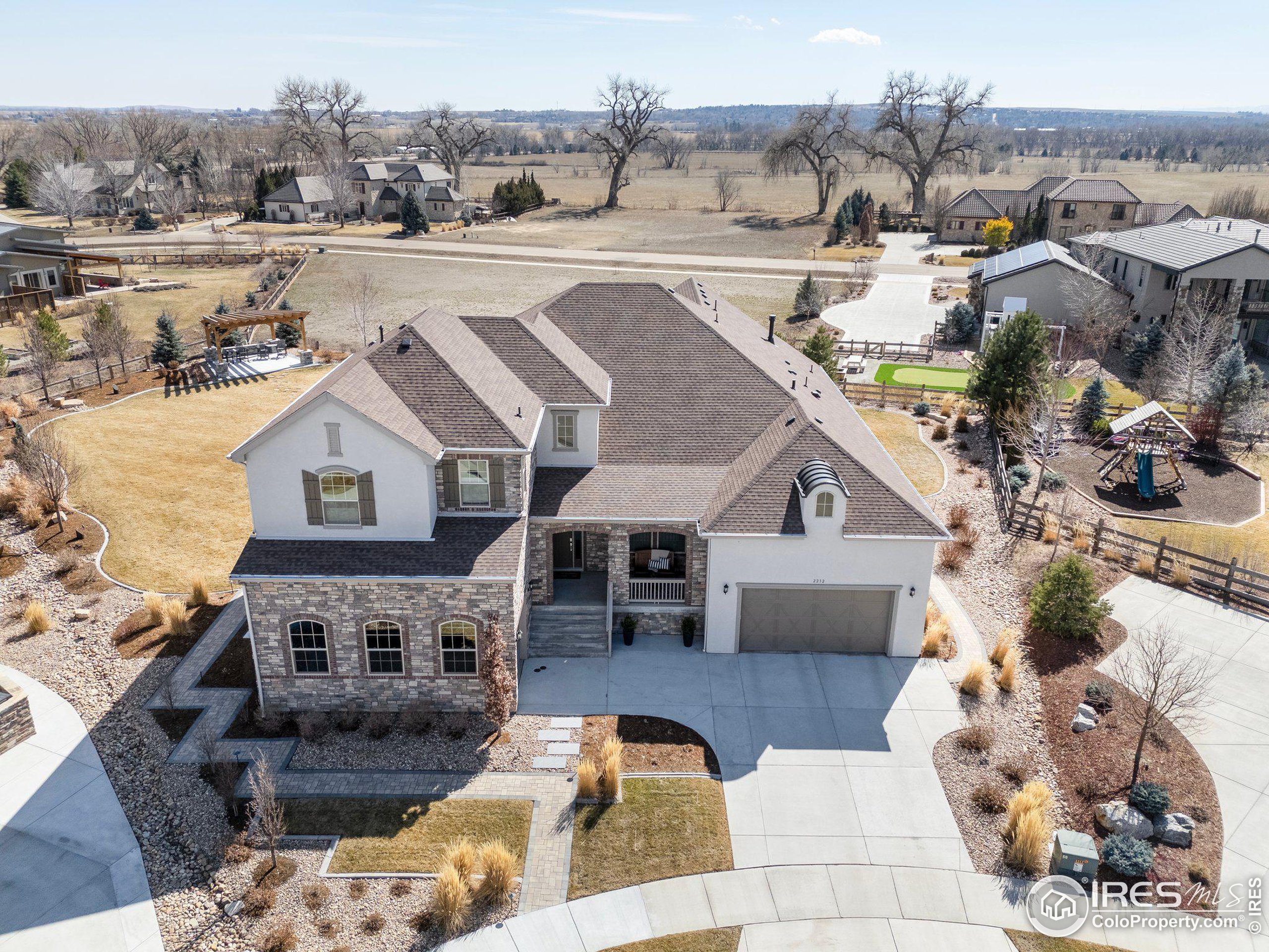 2232 Sedgwick Ct