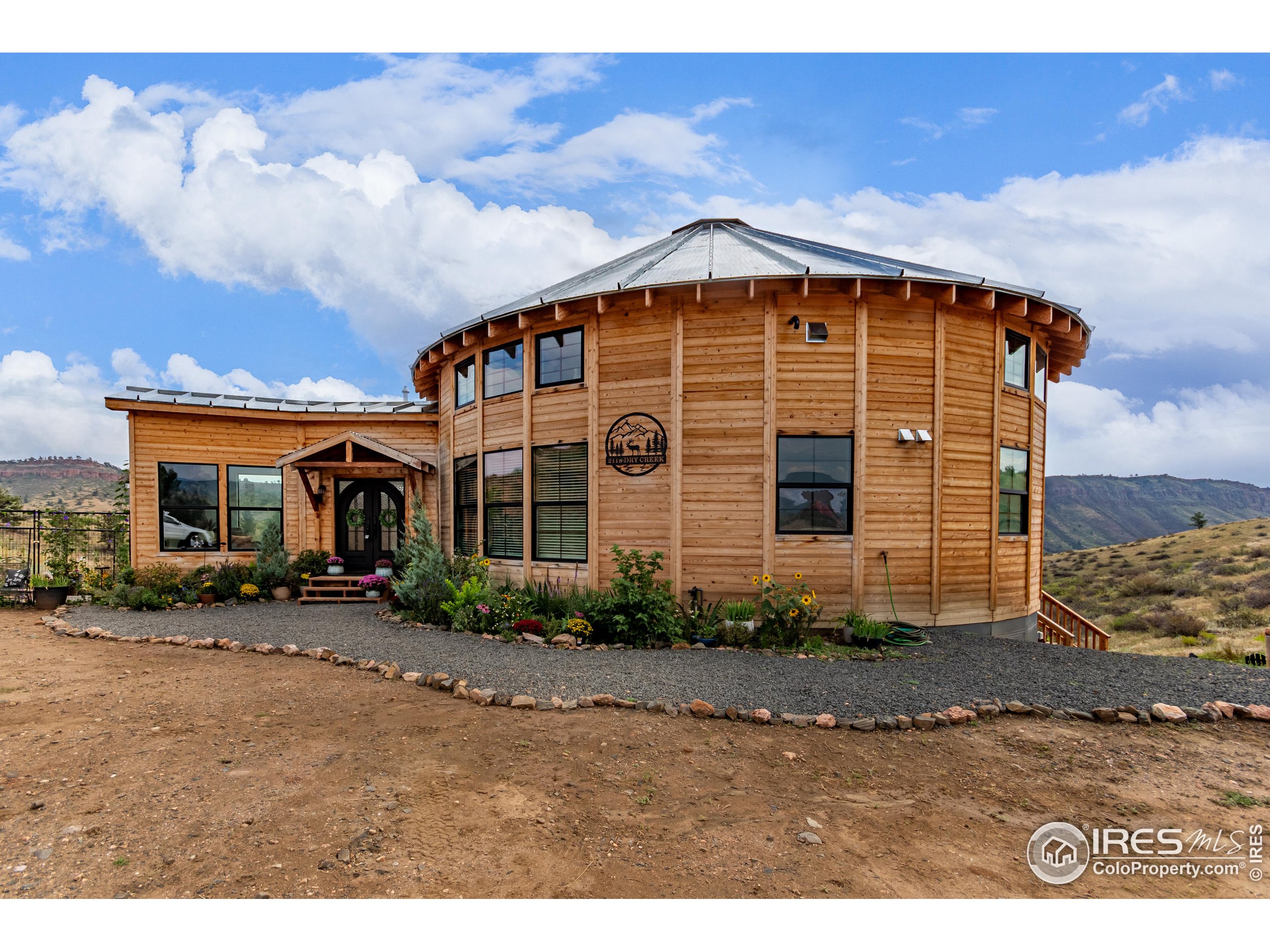2118 Dry Creek Dr
