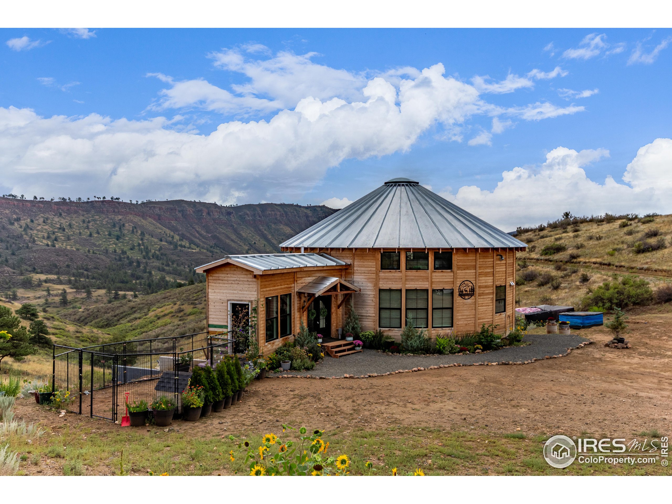 2118 Dry Creek Dr