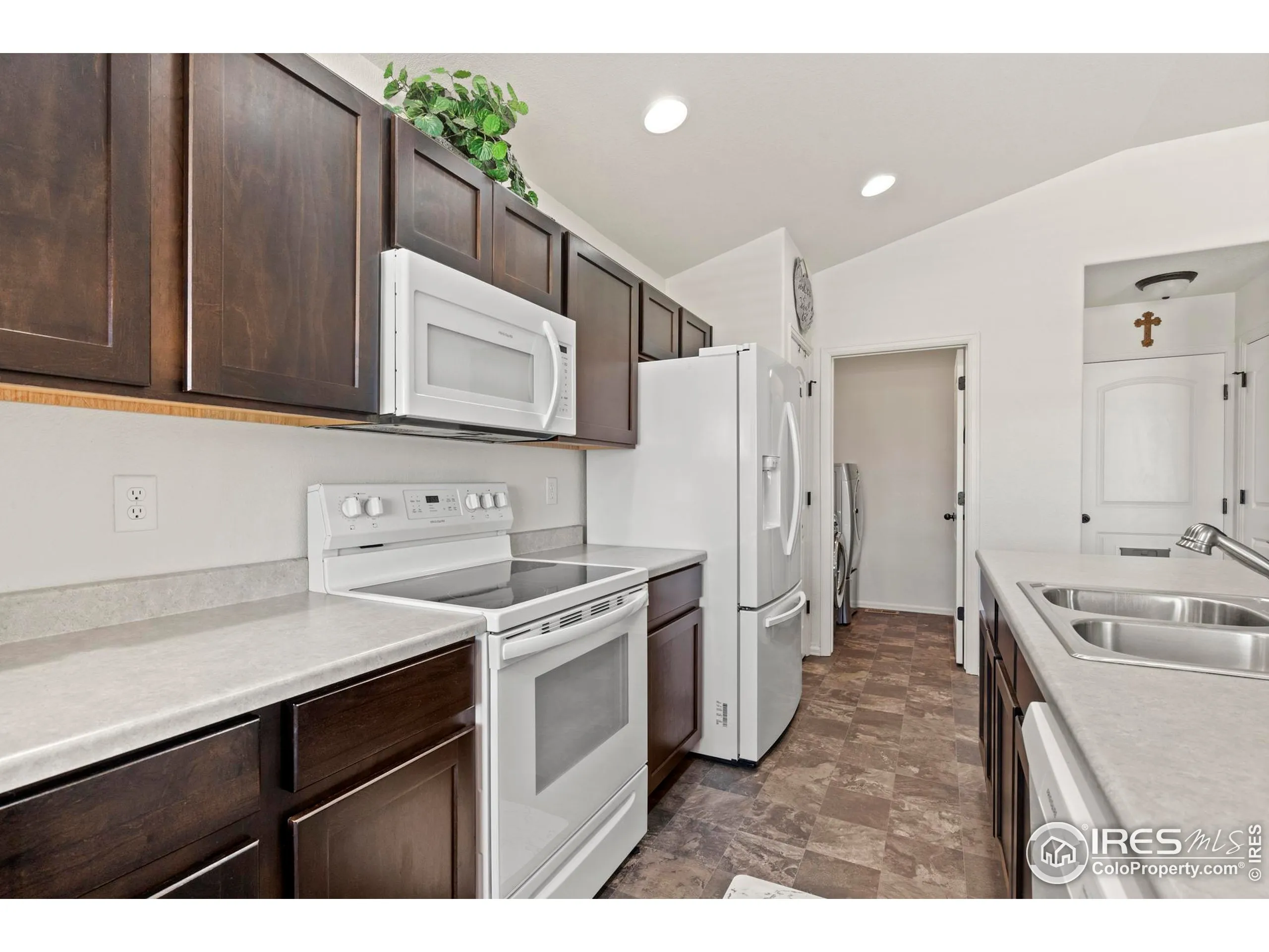 Severance, Colorado 80550, United States, 3 Bedrooms Bedrooms, ,2 BathroomsBathrooms,Residential,Active,230146