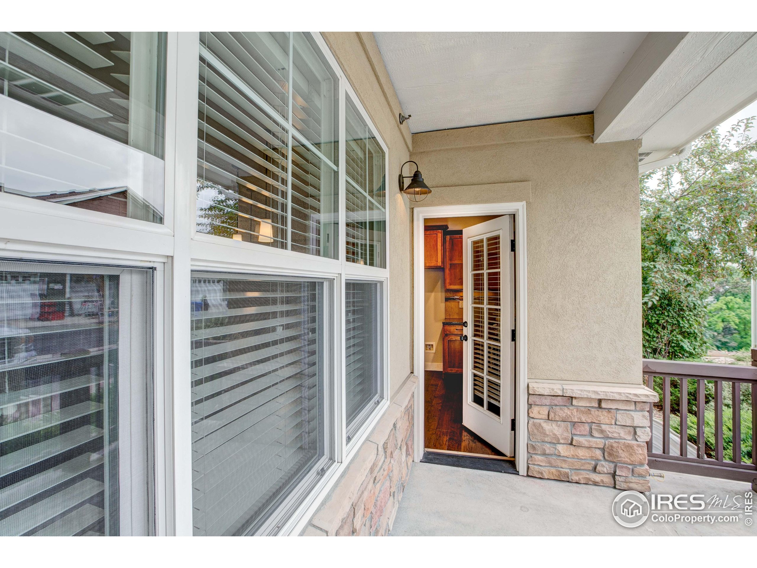 5851 Dripping Rock Ln 102