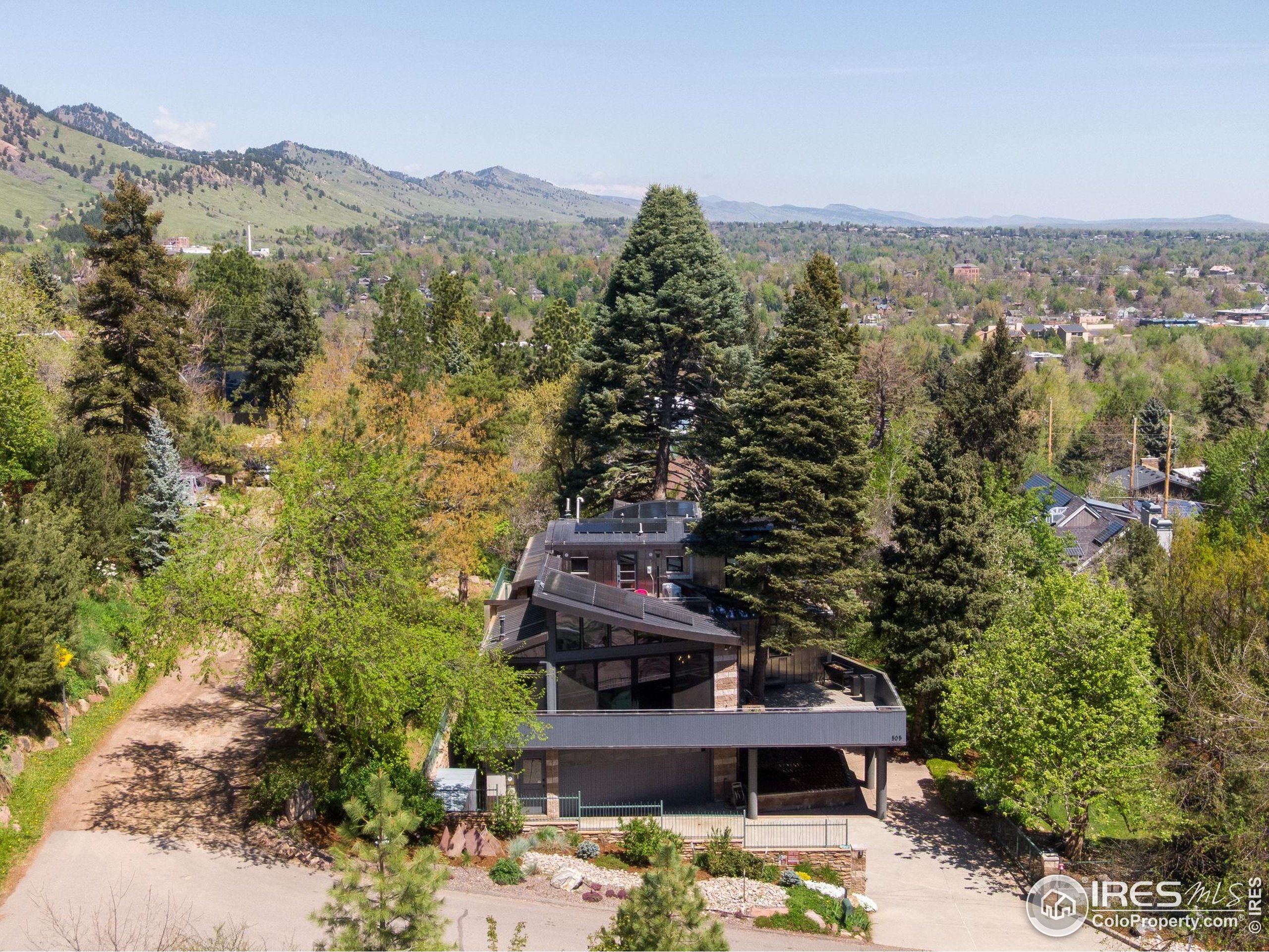 505 Geneva Ave