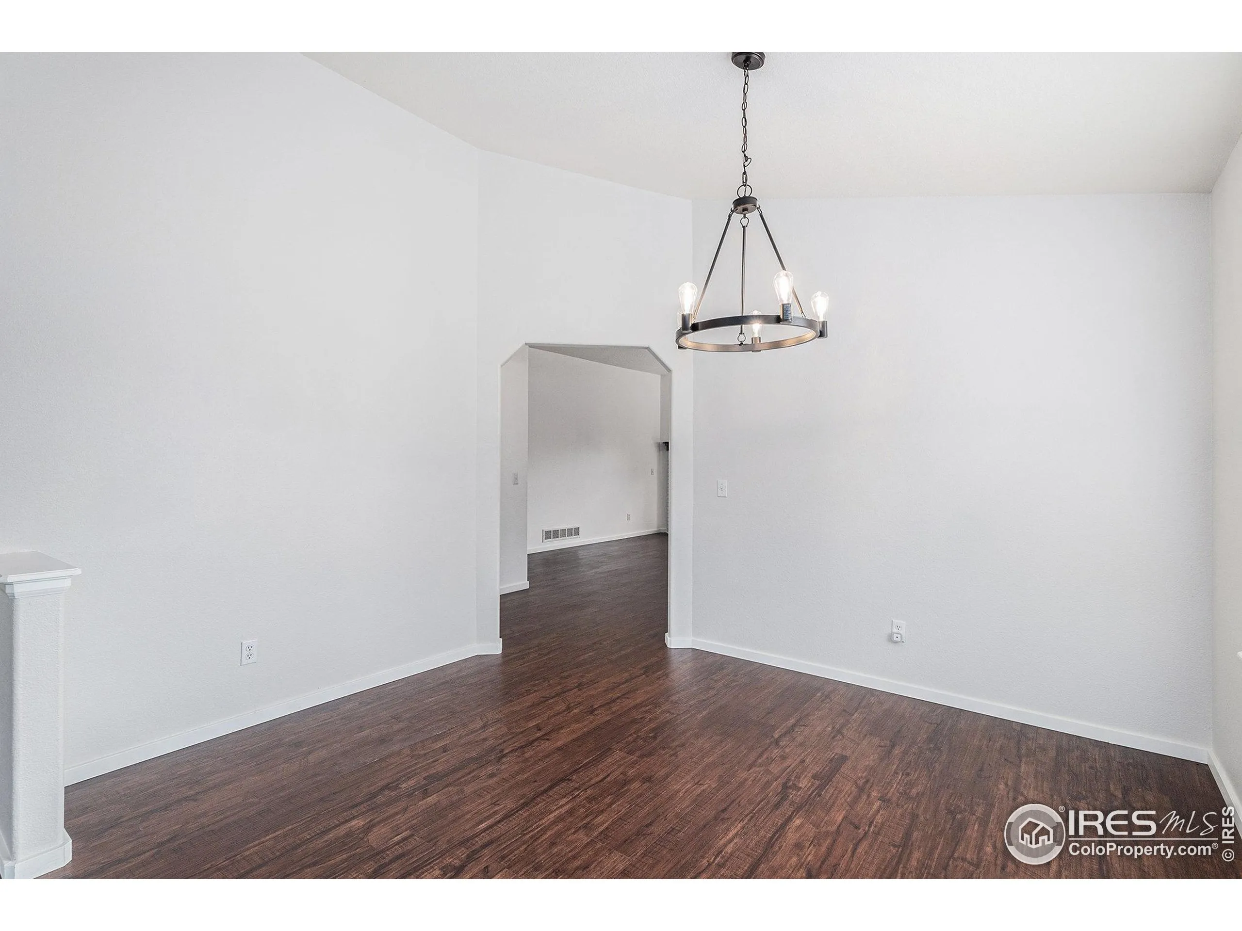 Aurora, Colorado 80013, United States, 3 Bedrooms Bedrooms, ,2 BathroomsBathrooms,Residential,Active,226817