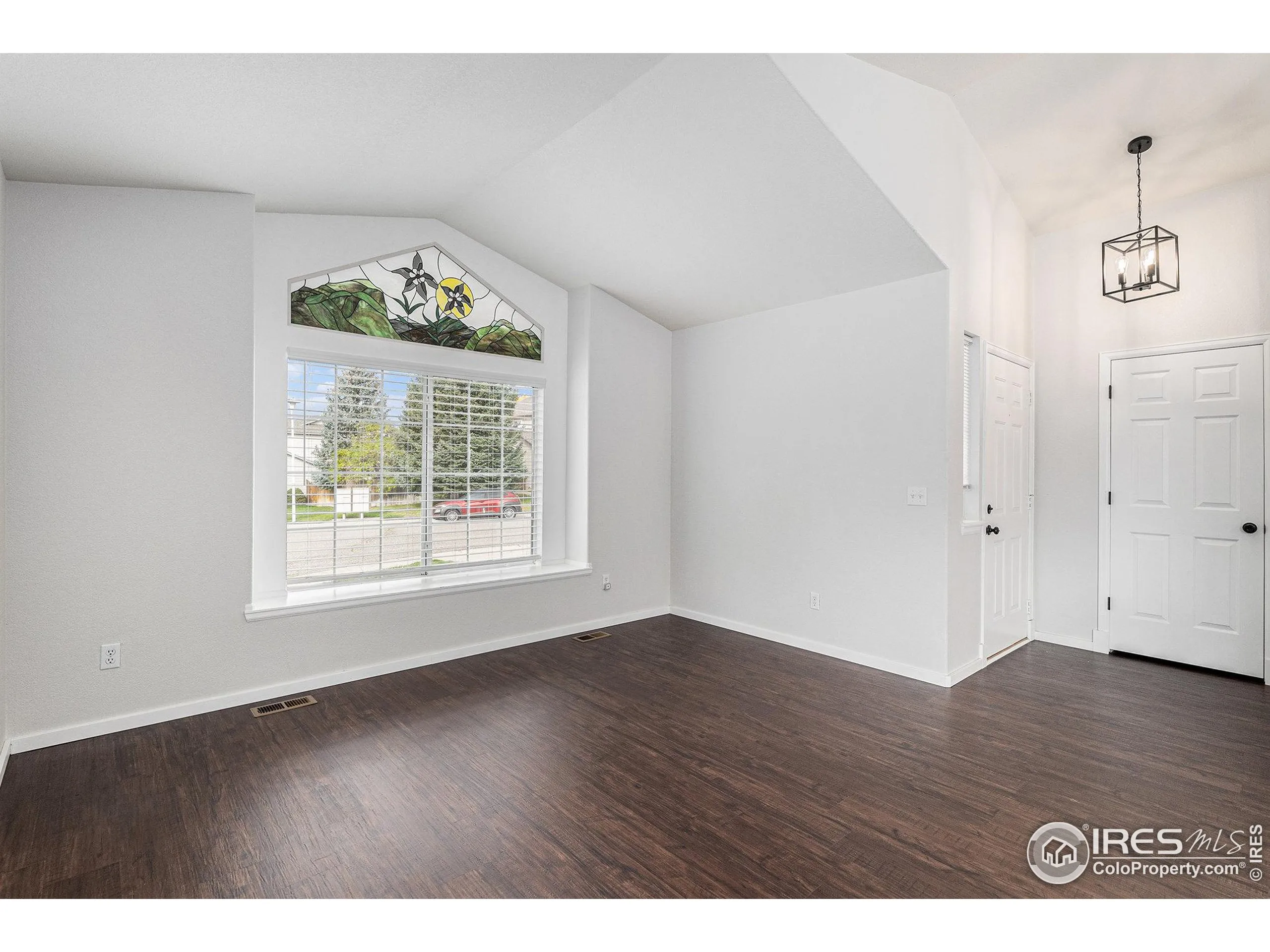 Aurora, Colorado 80013, United States, 3 Bedrooms Bedrooms, ,2 BathroomsBathrooms,Residential,Active,226817