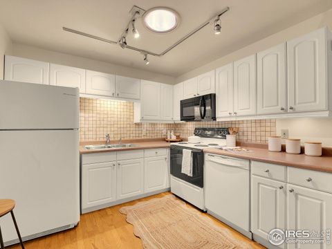 Tiny photo for 625 Pearl St 22, Boulder, CO 80302 (MLS # 1045916)