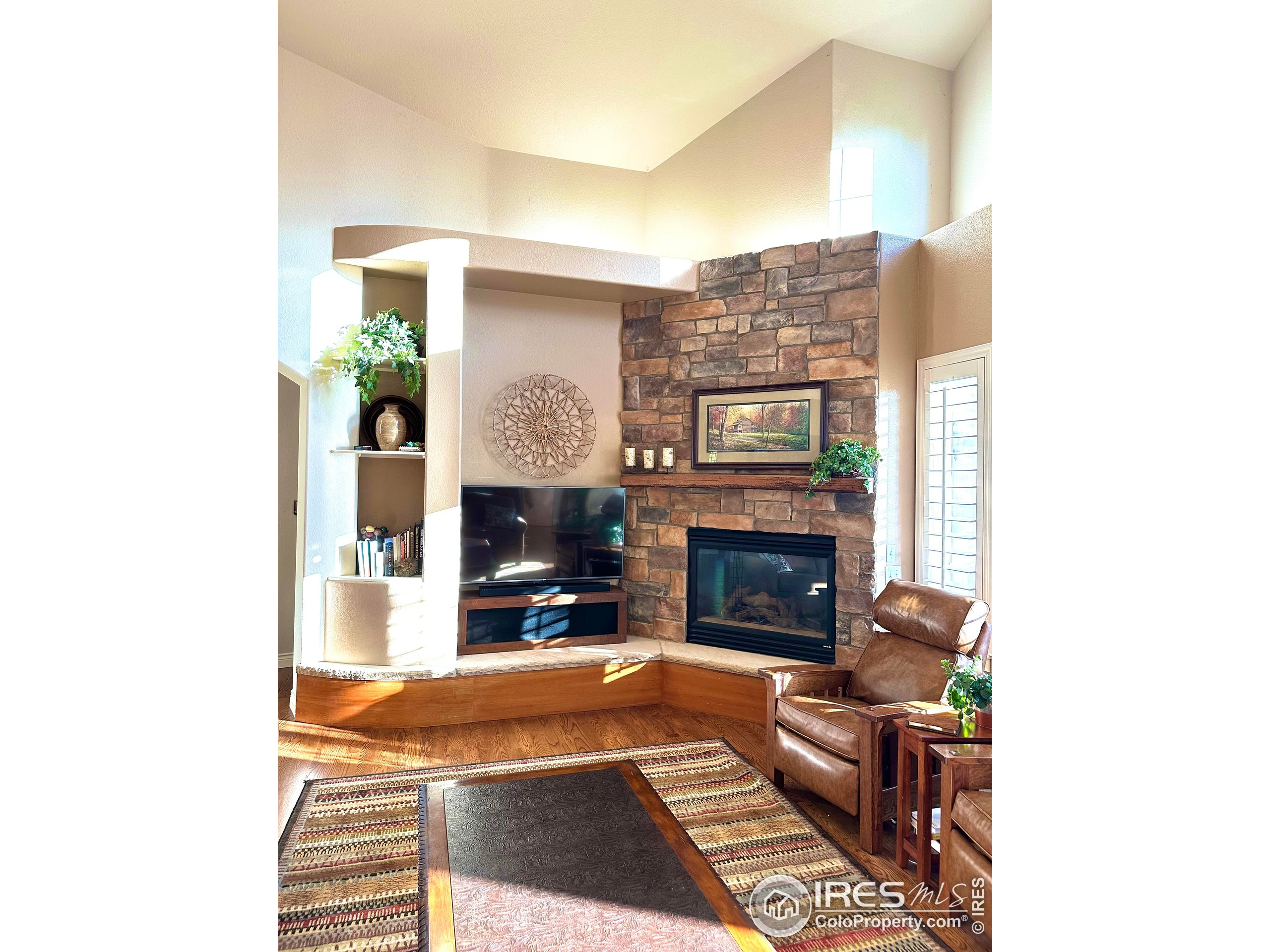 1951 Sundance Dr