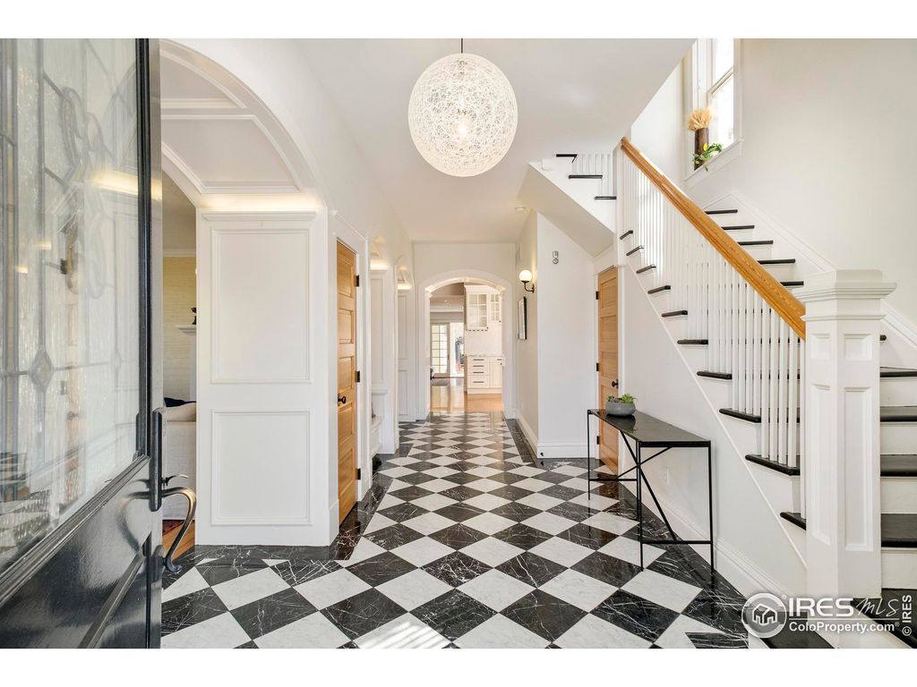 Photo of 720 Mapleton Ave, Boulder, CO 80304 (MLS # 1030237)