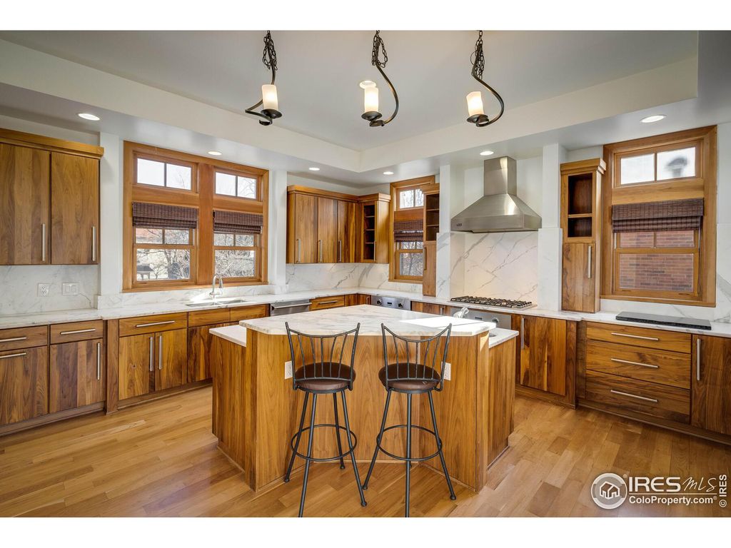 Photo of 2135 11th St, Boulder, CO 80302 (MLS # 984652)