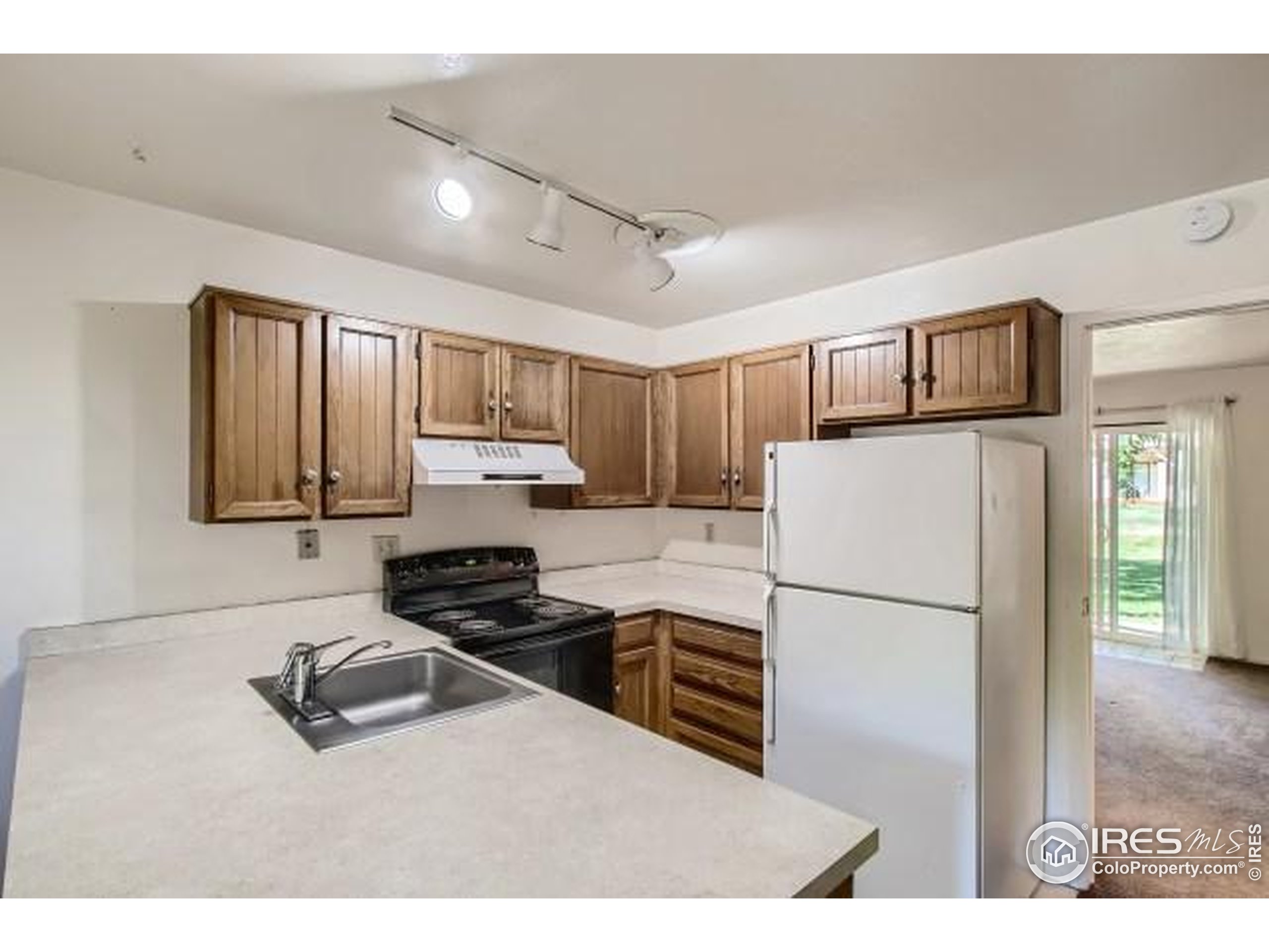 3600 Hayden Pl