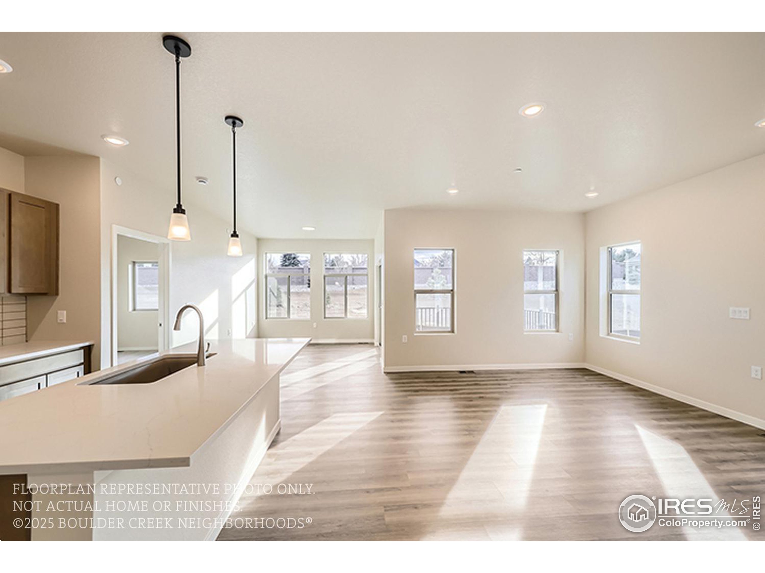 844 W 128th Ave