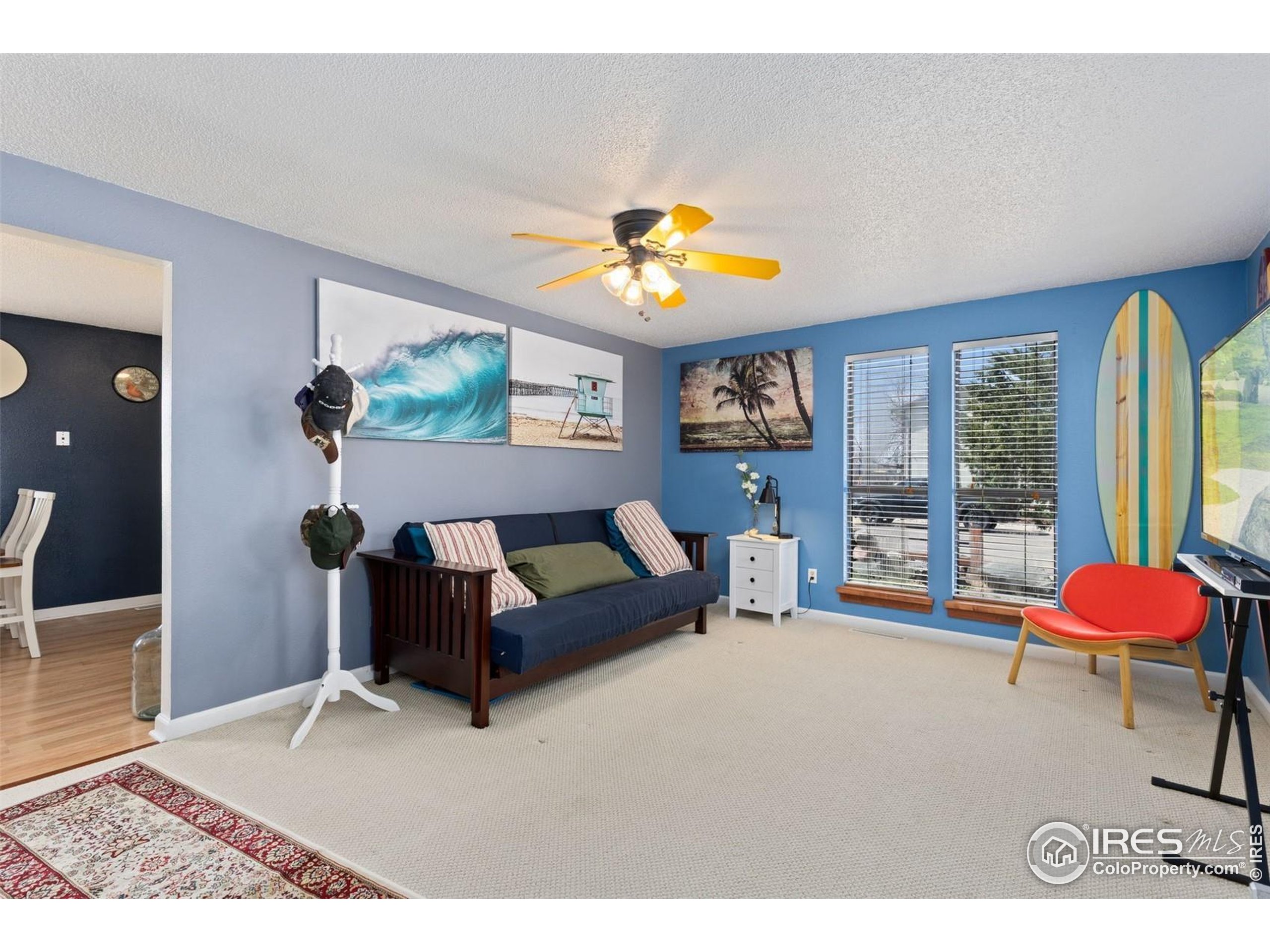 902 Pacific Pl