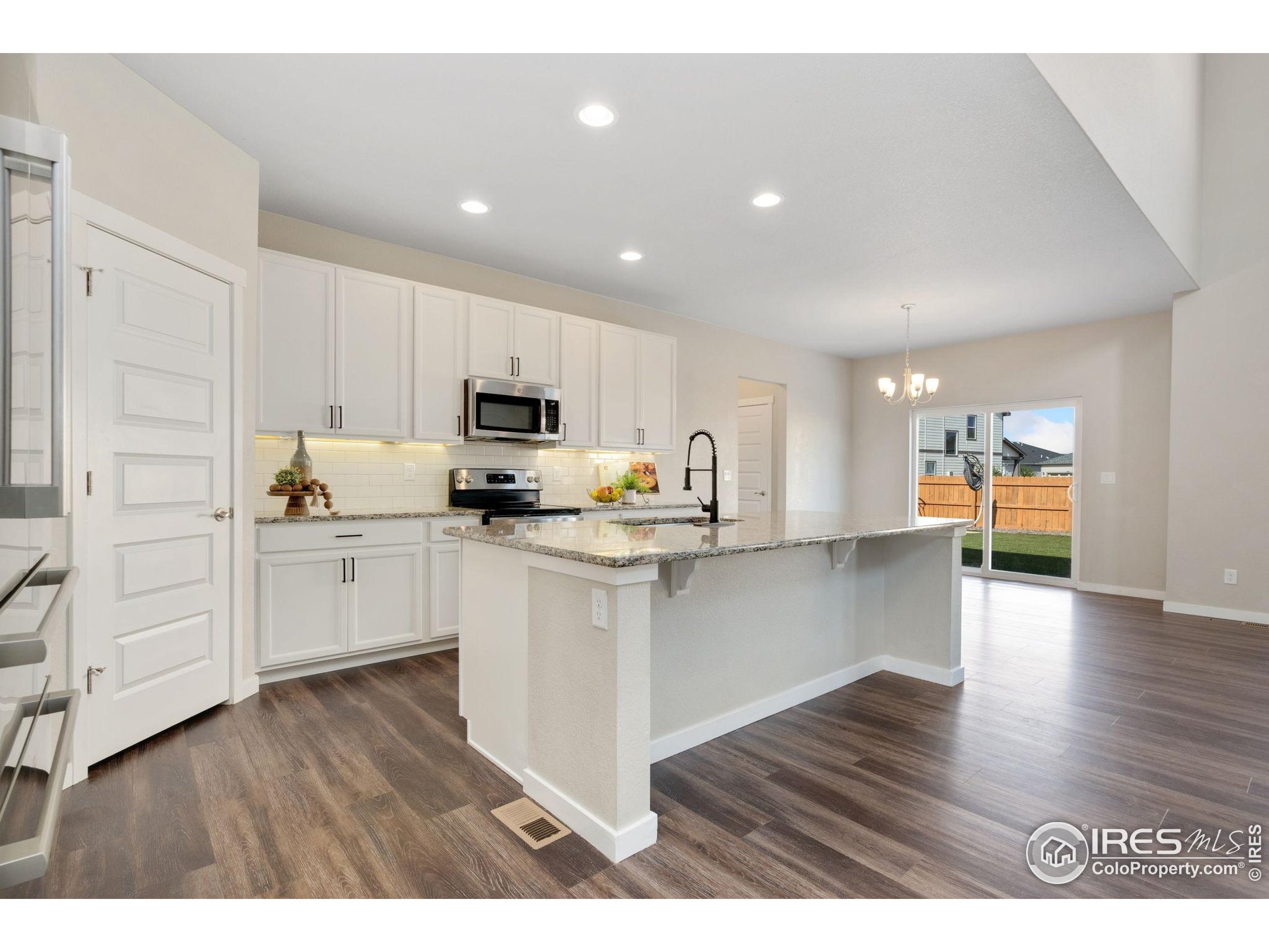 14786 Longhorn Dr